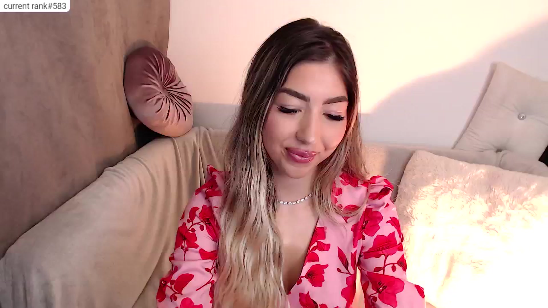 Gallery image thumbnail from JESSICAA's myfreecams stream on, 08/01/2024, 08:54 image 9 of 20