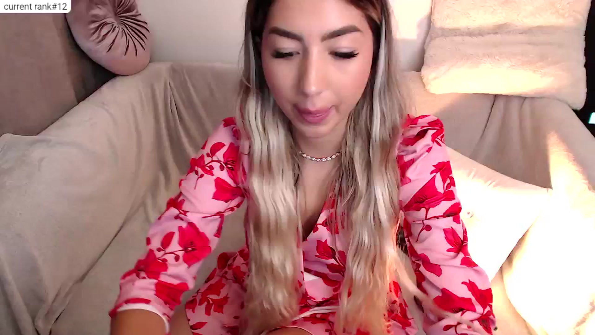 Gallery image thumbnail from JESSICAA's myfreecams stream on, 08/01/2024, 12:18 image 14 of 20