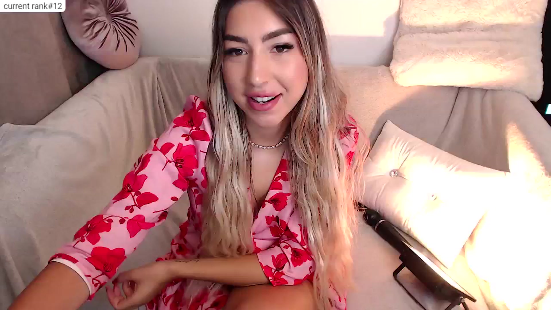 Gallery image thumbnail from JESSICAA's myfreecams stream on, 08/01/2024, 12:18 image 10 of 20