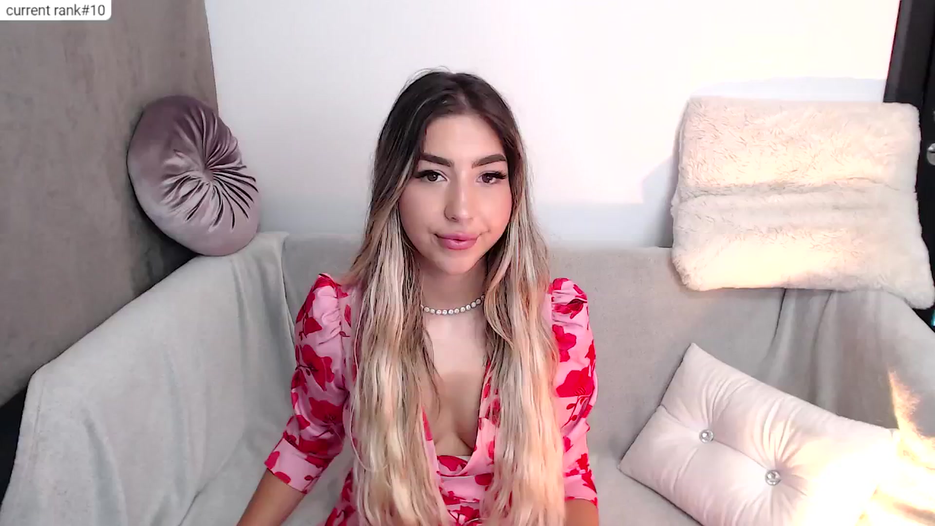 Gallery image thumbnail from JESSICAA's myfreecams stream on, 08/01/2024, 15:10 image 9 of 20