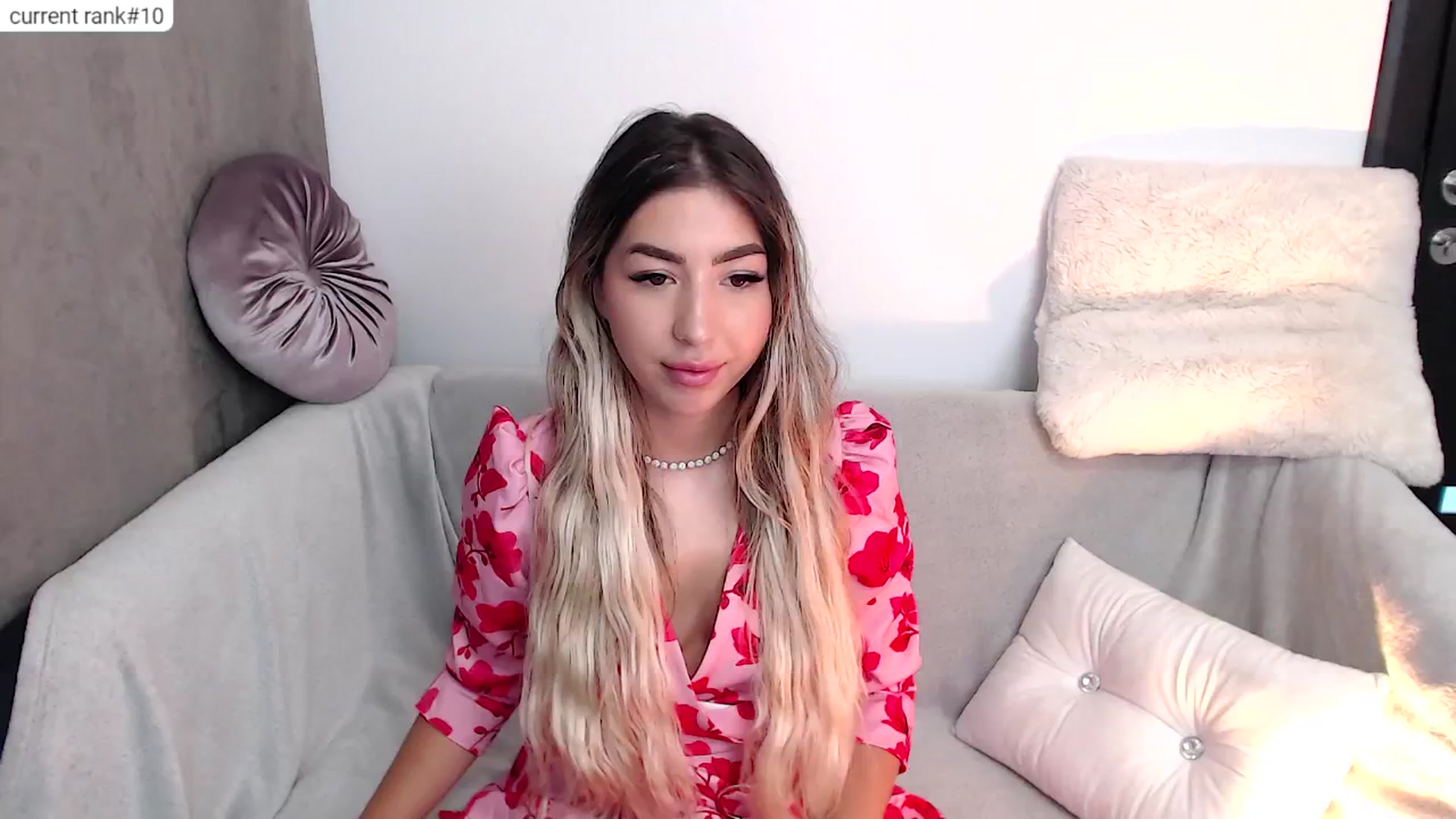 Gallery image thumbnail from JESSICAA's myfreecams stream on, 08/01/2024, 15:10 image 10 of 20