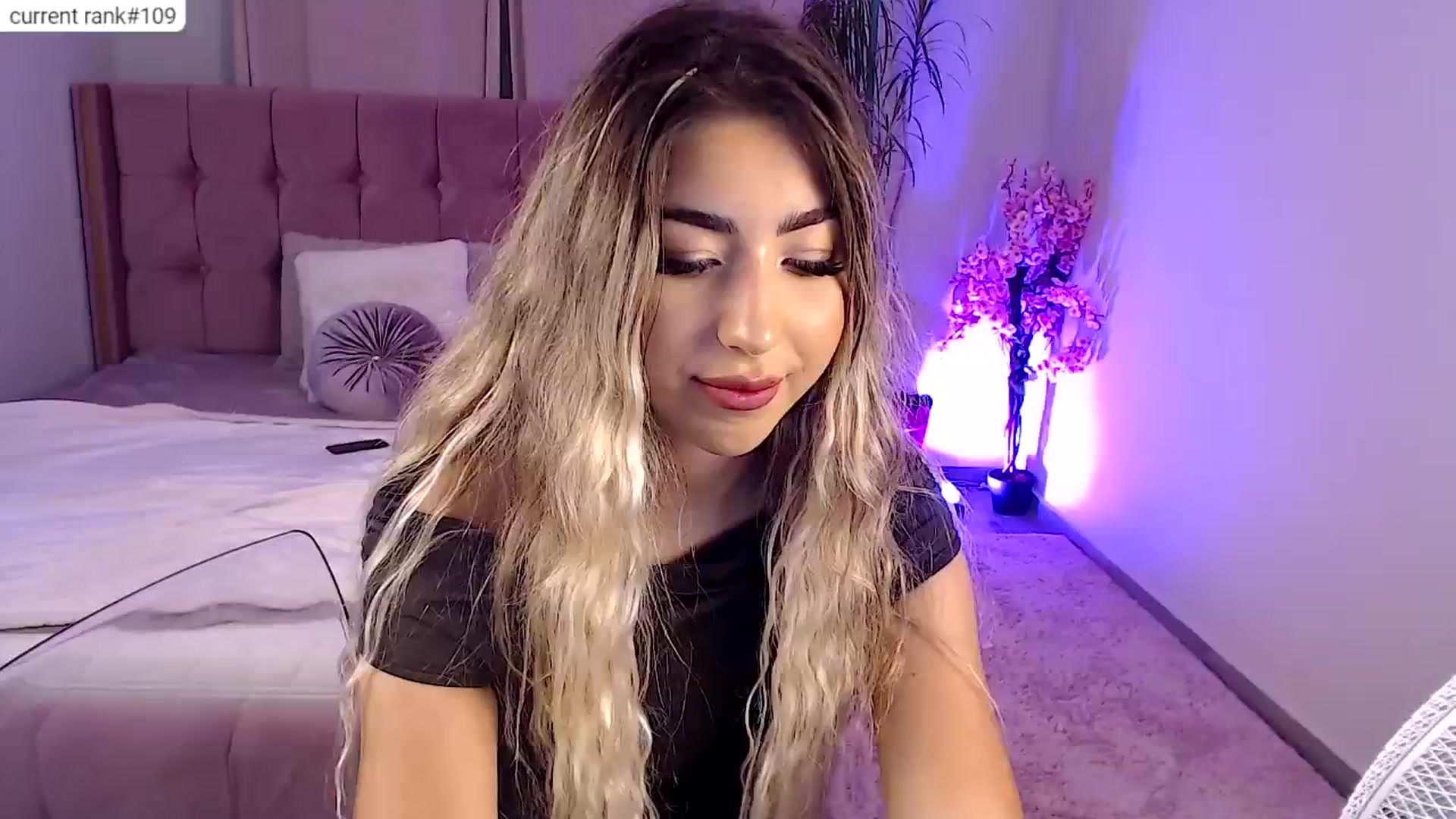Gallery image thumbnail from JESSICAA's myfreecams stream on, 08/03/2024, 15:35 image 3 of 20