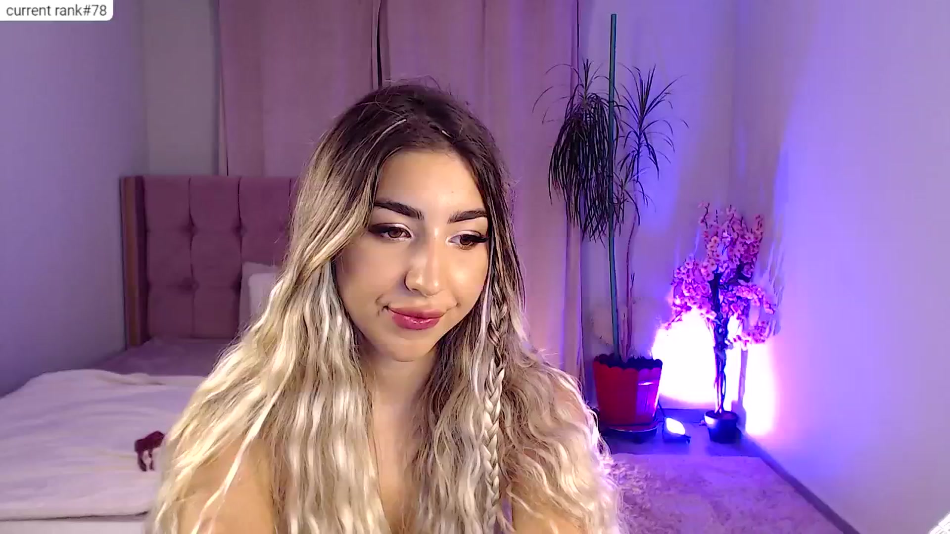 Gallery image thumbnail from JESSICAA's myfreecams stream on, 08/03/2024, 20:34 image 8 of 20