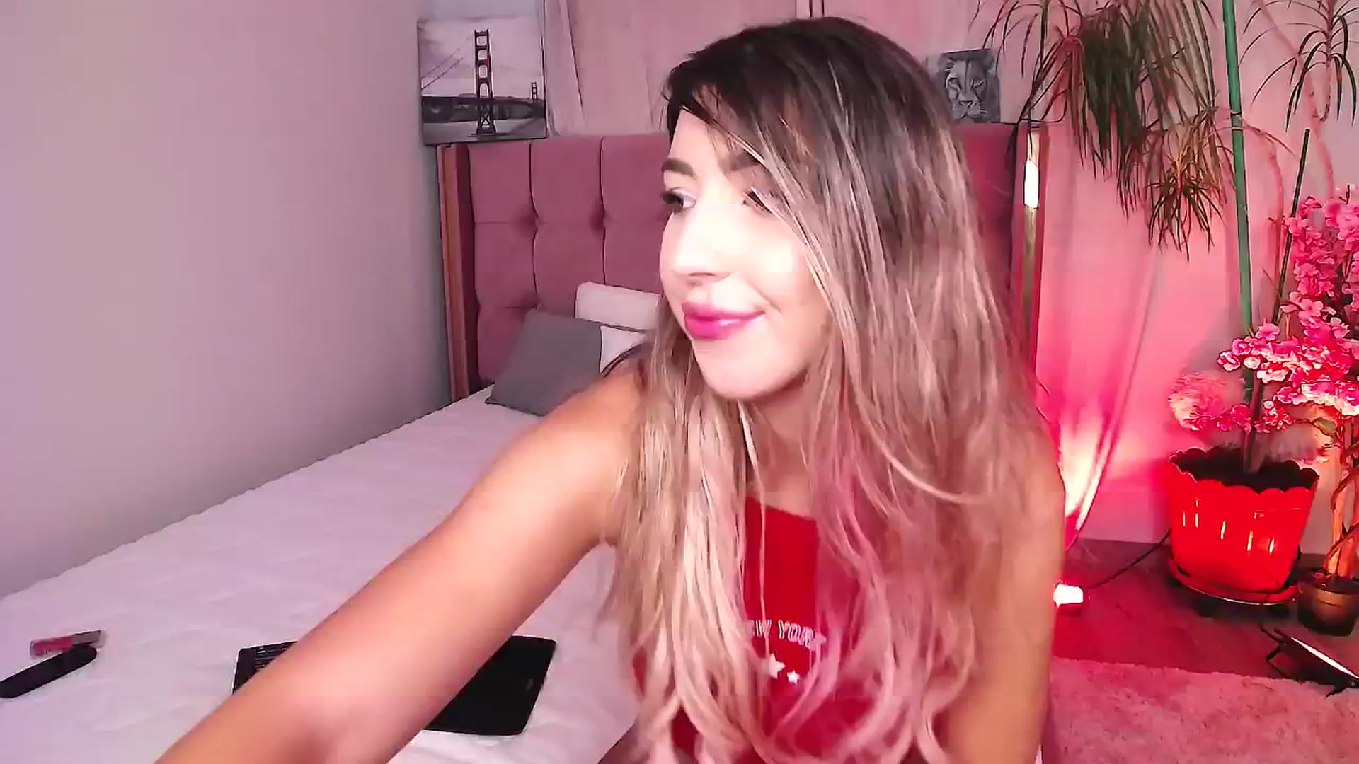 Gallery image thumbnail from JESSICAA's myfreecams stream on, 09/20/2024, 15:27 image 20 of 20