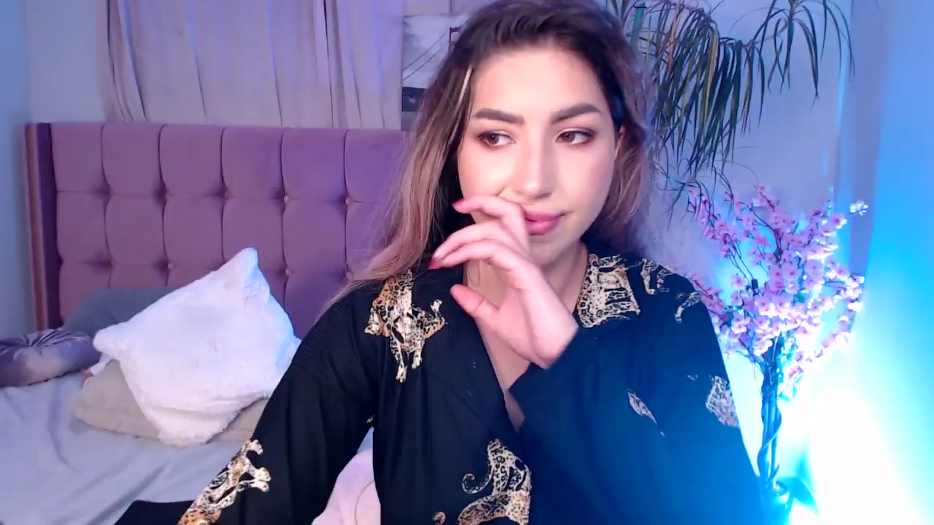 Gallery image thumbnail from JESSICAA's myfreecams stream on, 09/24/2024, 17:37 image 19 of 20