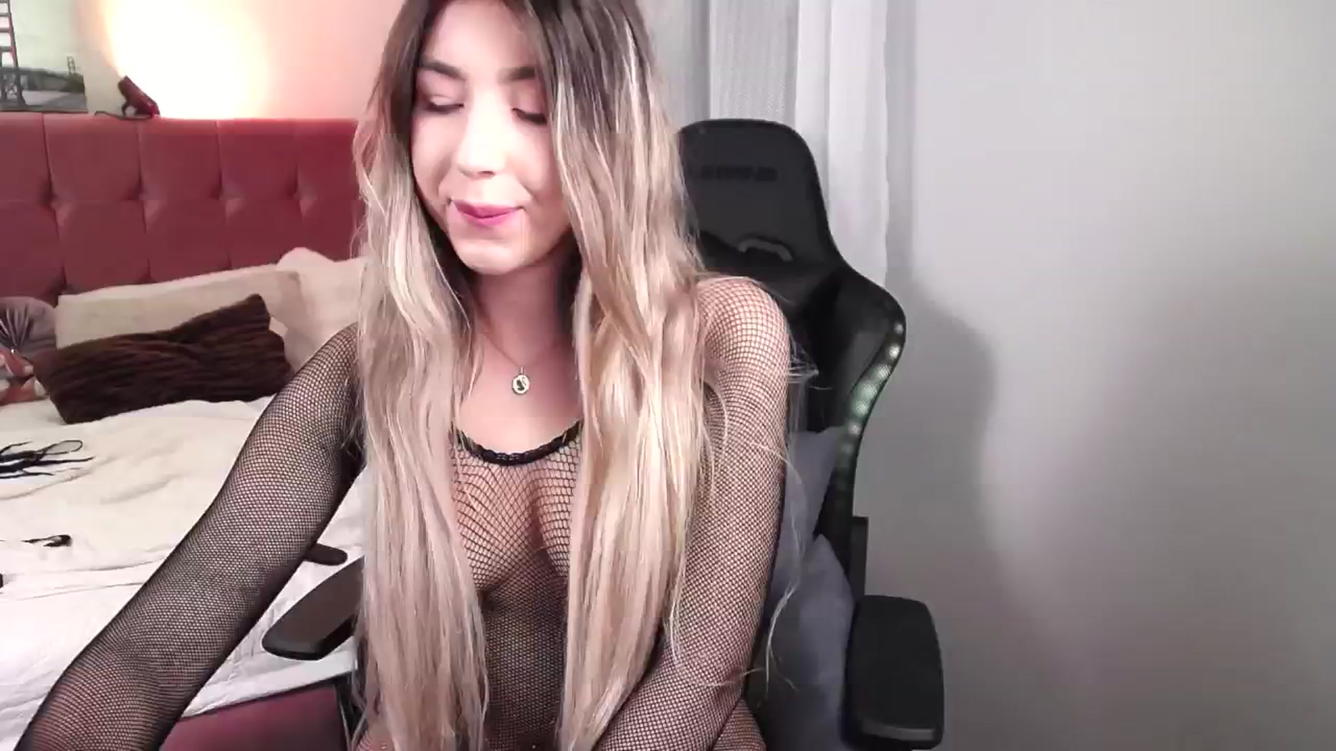 Gallery image thumbnail from JESSICAA's myfreecams stream on, 11/01/2024, 14:01 image 10 of 20