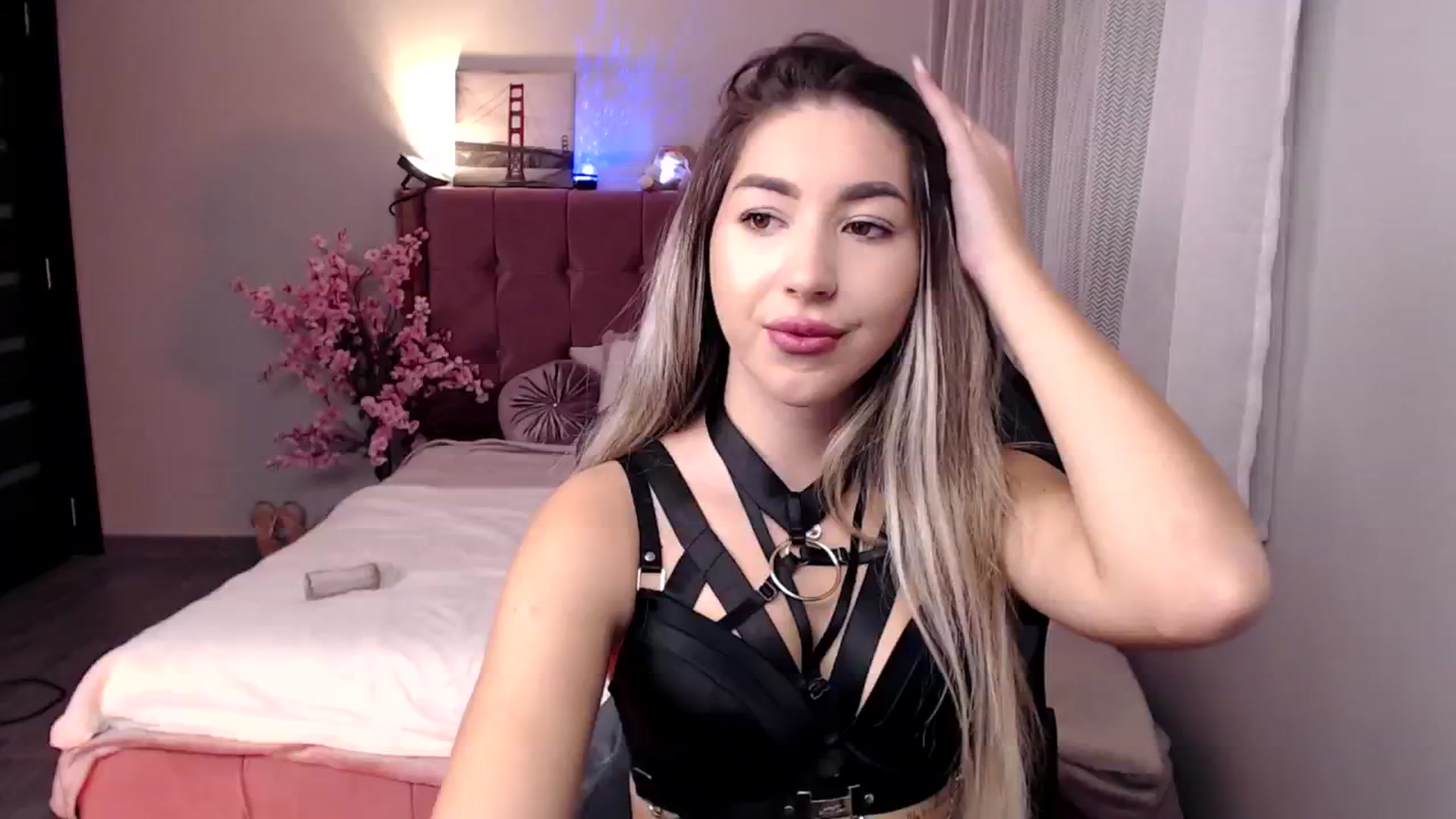 Gallery image thumbnail from JESSICAA's myfreecams stream on, 11/02/2024, 16:13 image 18 of 20