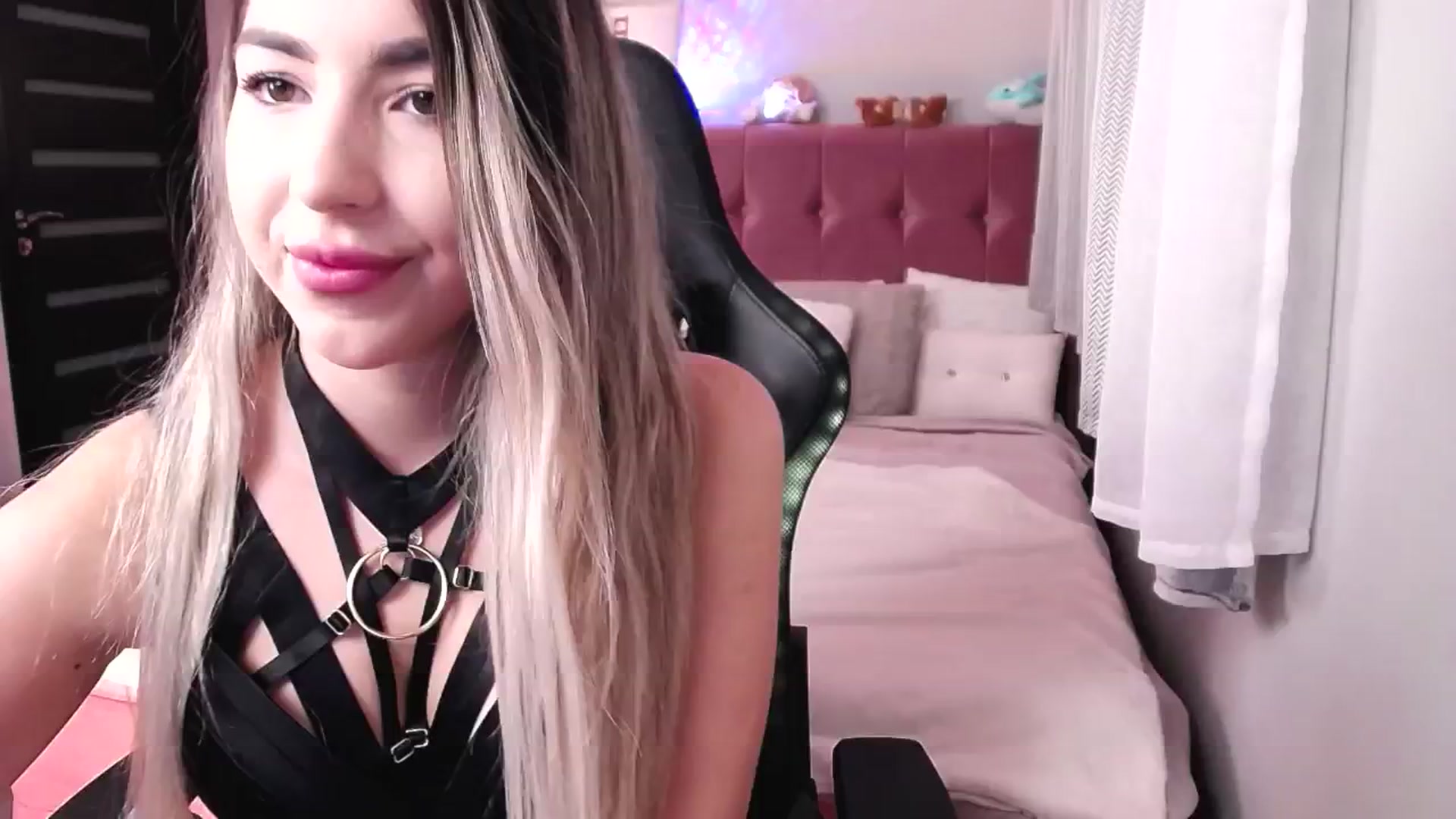 Gallery image thumbnail from JESSICAA's myfreecams stream on, 11/02/2024, 16:42 image 15 of 20