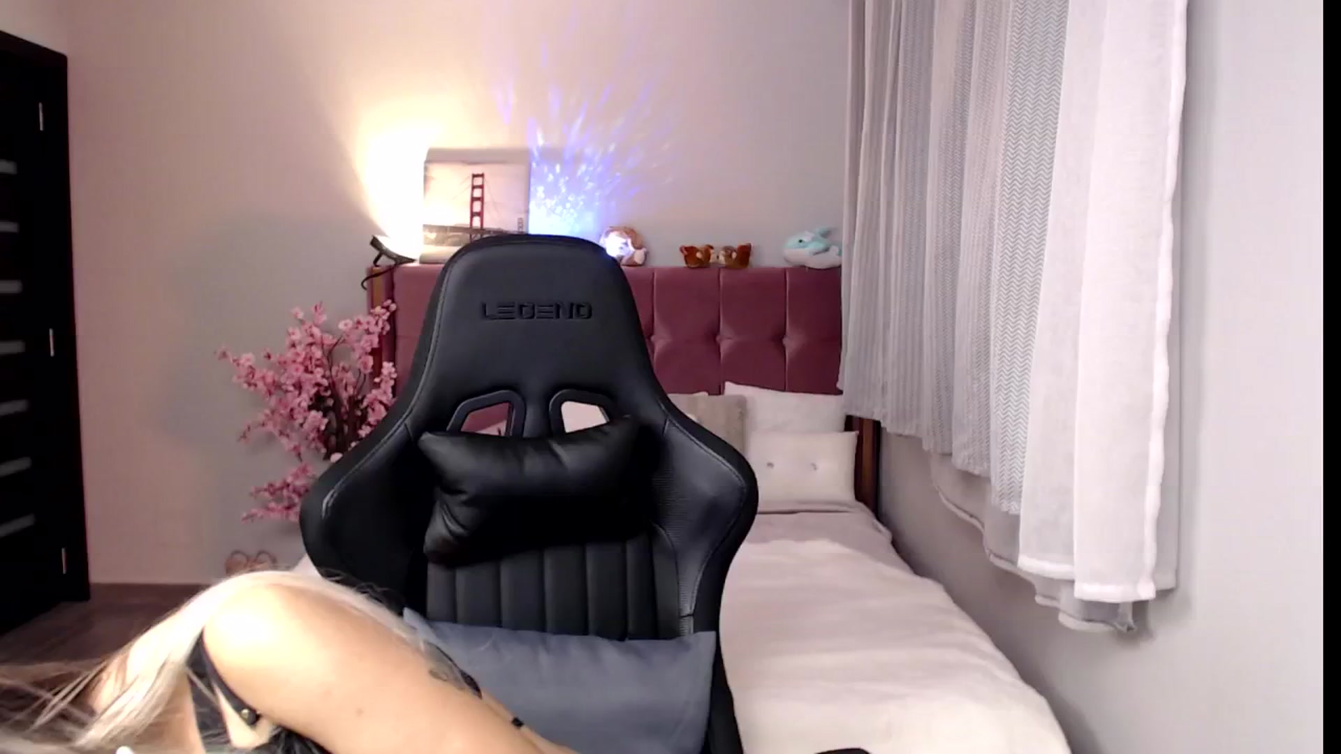 Gallery image thumbnail from JESSICAA's myfreecams stream on, 11/02/2024, 16:42 image 12 of 20