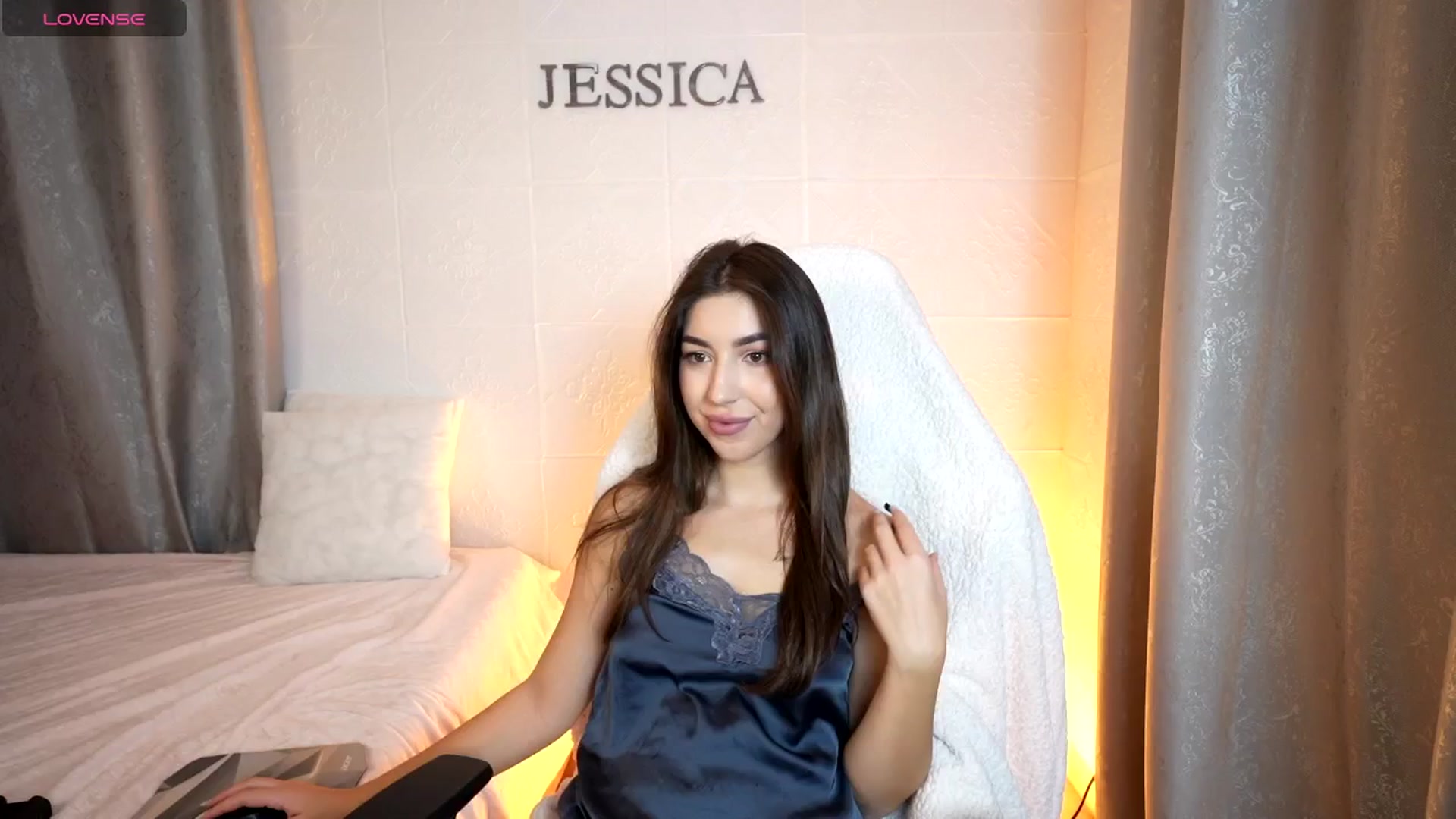 Gallery image thumbnail from JESSICAA's myfreecams stream on, 11/15/2024, 22:15 image 9 of 20