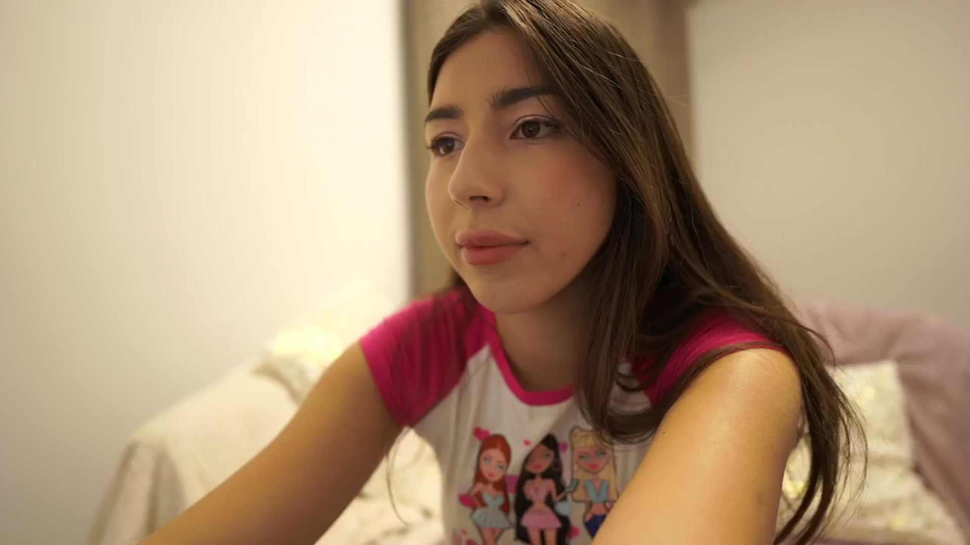 Gallery image thumbnail from JESSICAA's myfreecams stream on, 01/07/2025, 21:54 image 19 of 20