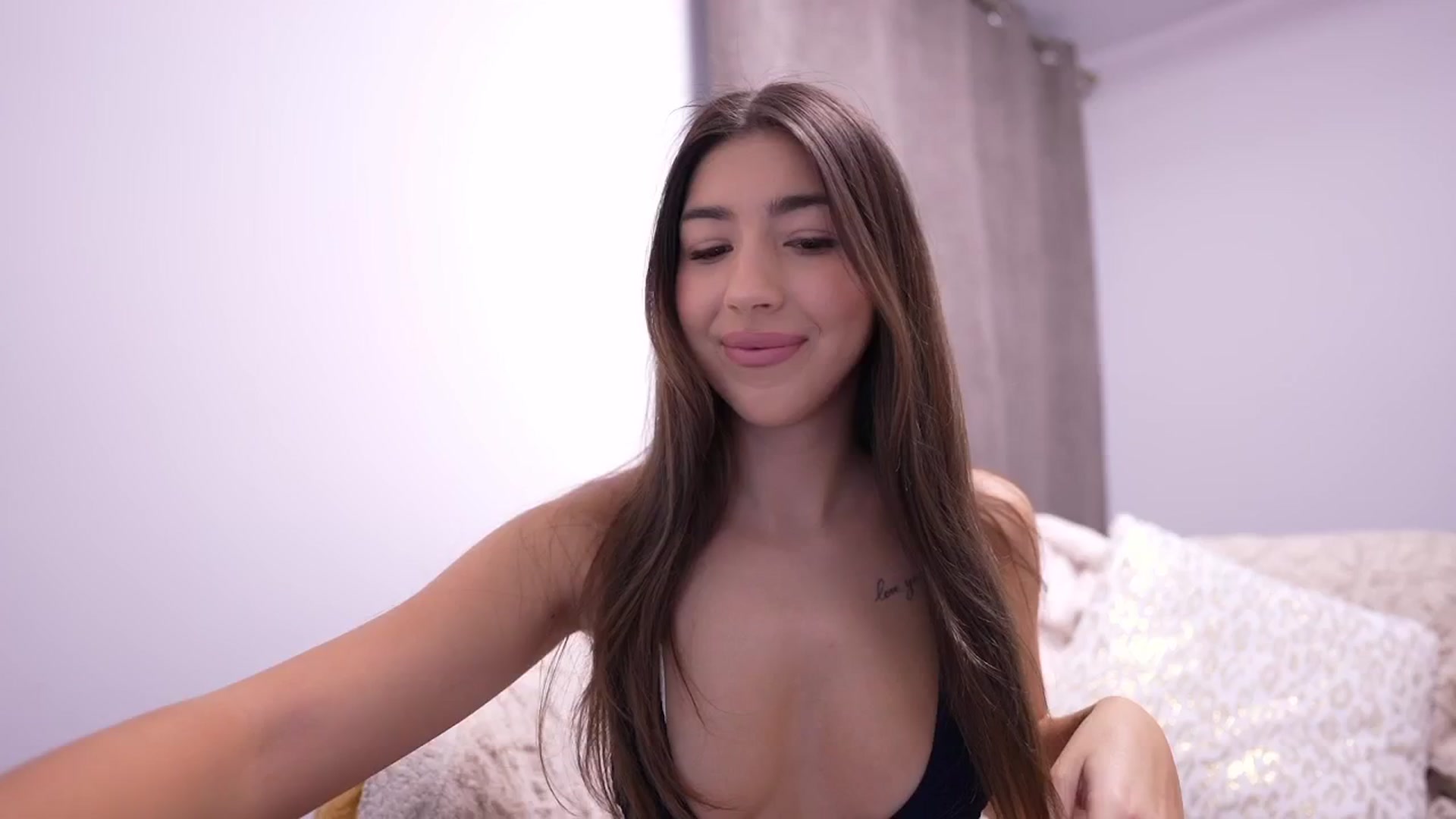 Gallery image thumbnail from JESSICAA's myfreecams stream on, 01/09/2025, 15:21 image 3 of 20