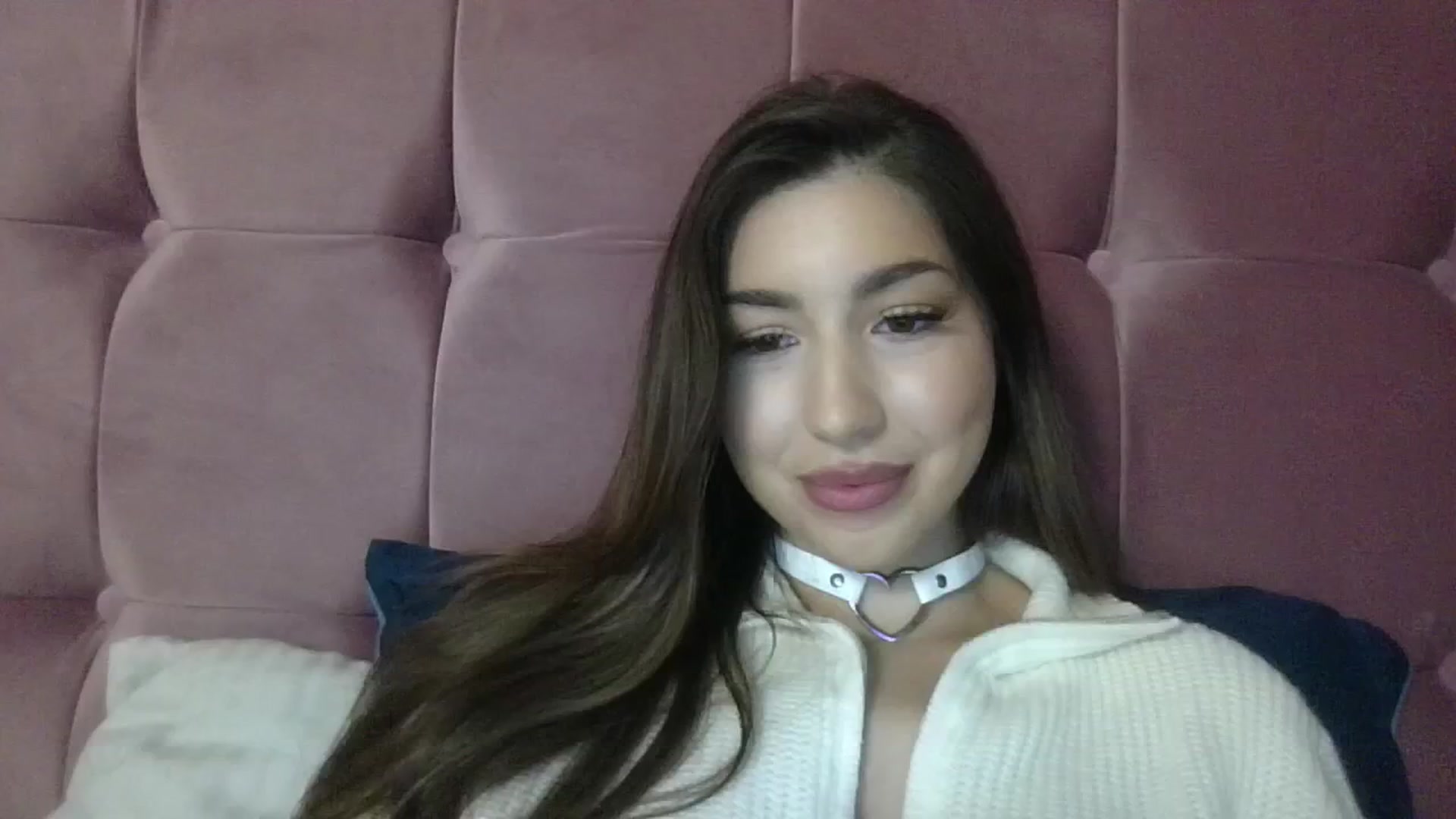 Gallery image thumbnail from JESSICAA's myfreecams stream on, 02/04/2025, 21:18 image 15 of 20