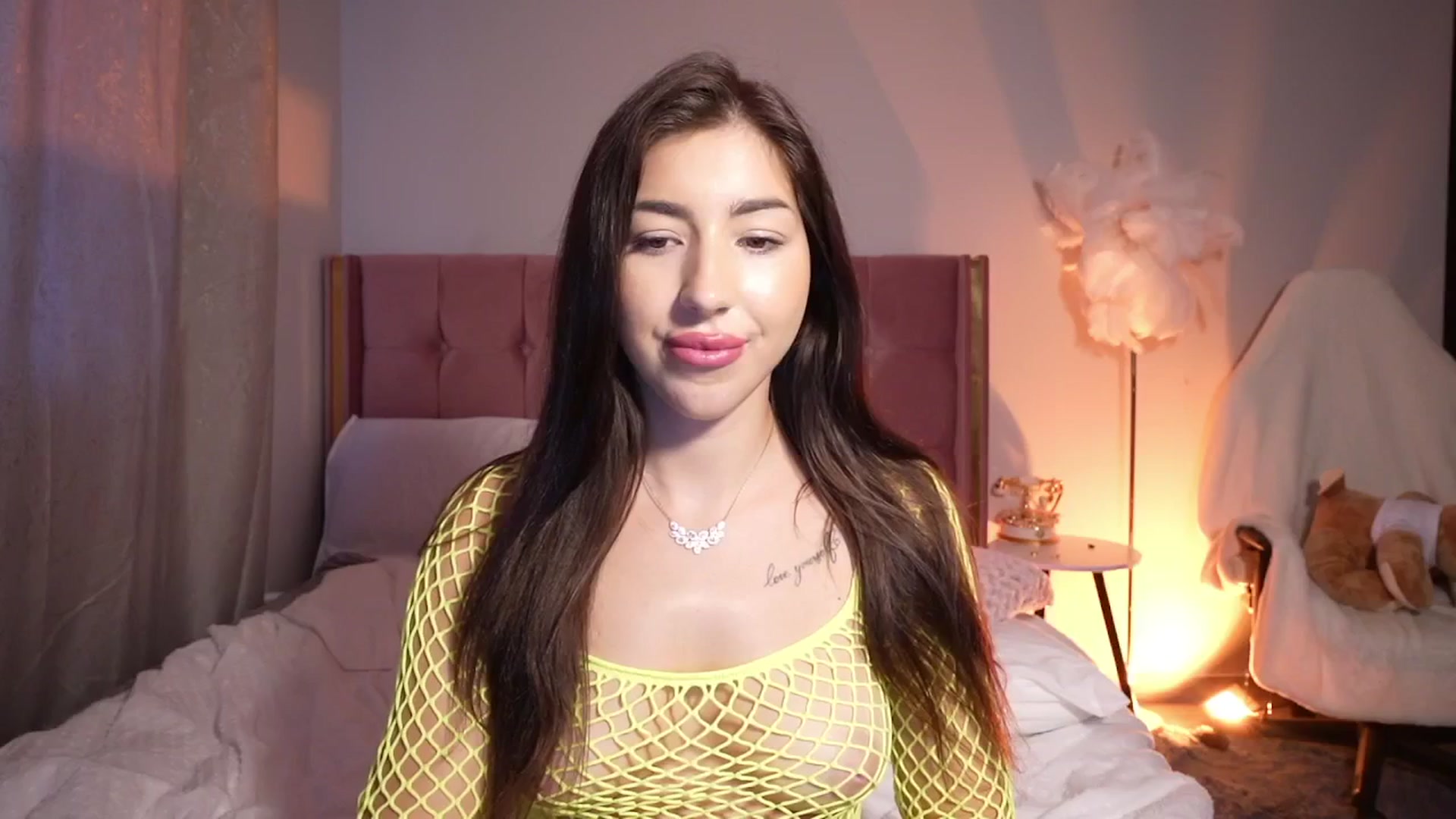 Gallery image thumbnail from JESSICAA's myfreecams stream on, 04/17/2025, 12:32 image 17 of 20