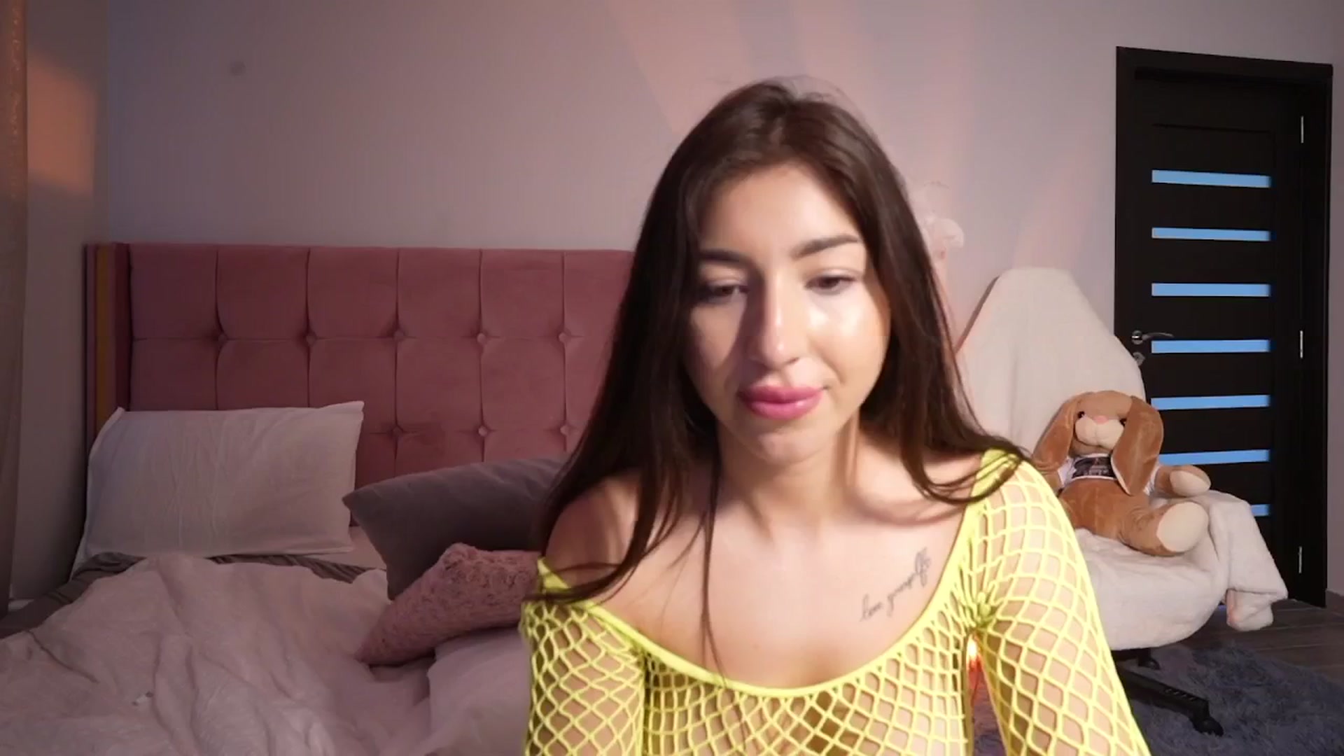 Gallery image thumbnail from JESSICAA's myfreecams stream on, 04/17/2025, 13:42 image 6 of 20