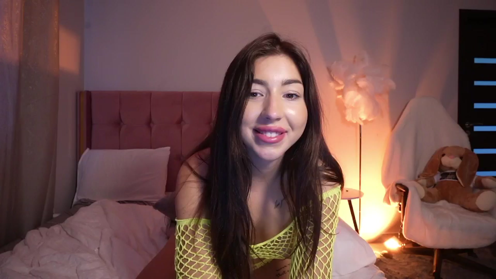 Gallery image thumbnail from JESSICAA's myfreecams stream on, 04/17/2025, 13:42 image 16 of 20