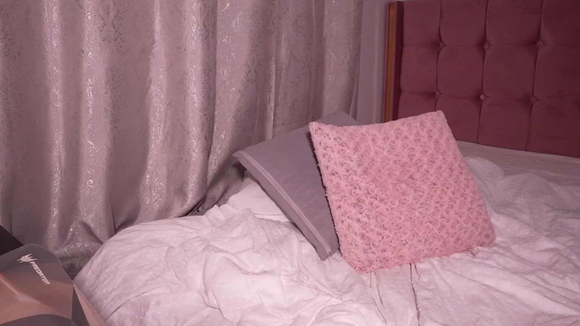 Gallery image thumbnail from JESSICAA's myfreecams stream on, 04/17/2025, 17:58 image 12 of 20