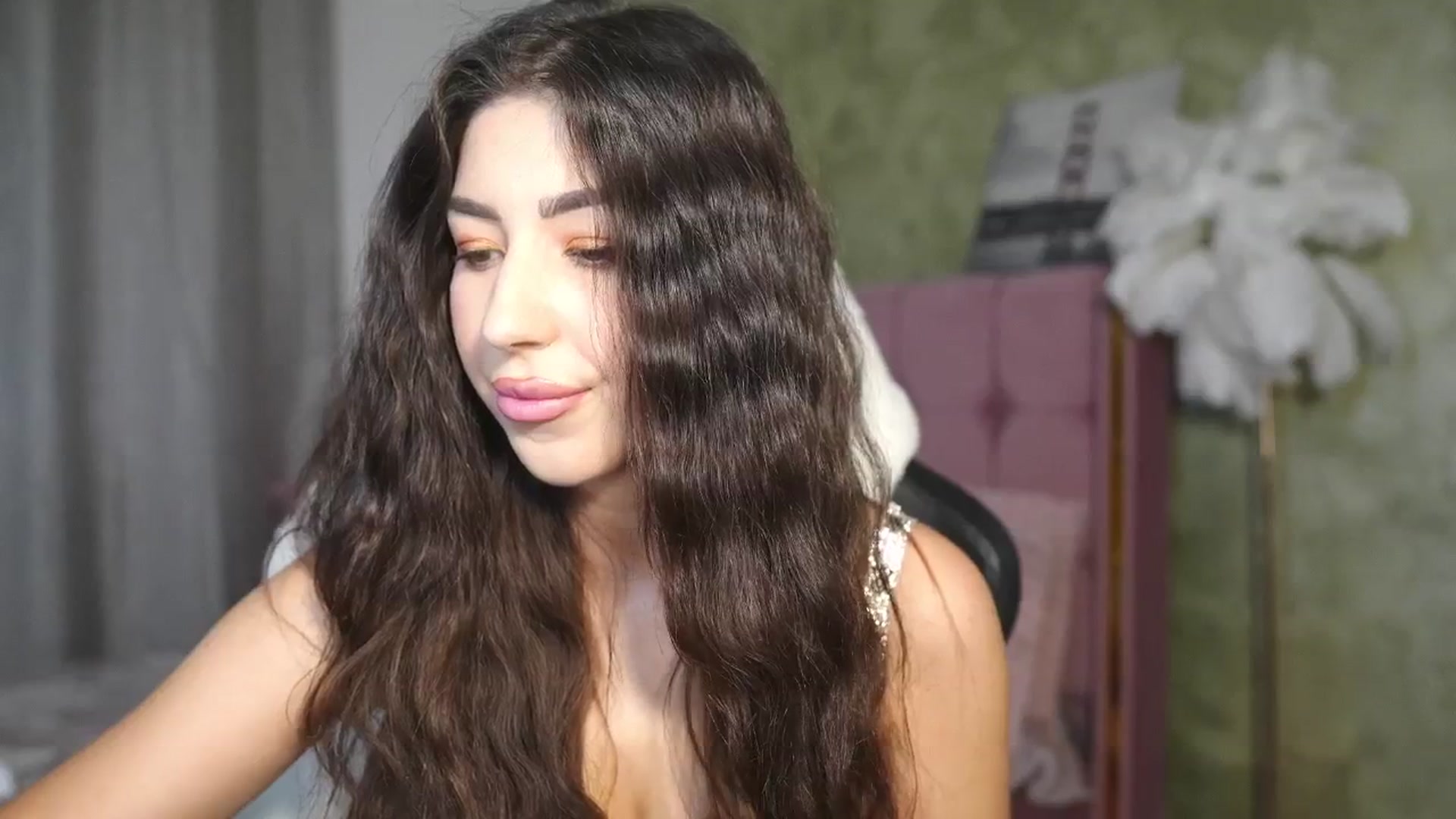 Gallery image thumbnail from JESSICAA's myfreecams stream on, 05/07/2025, 14:47 image 17 of 20