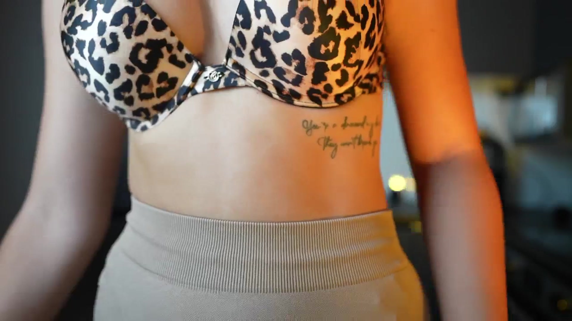 Gallery image thumbnail from JESSICAA's myfreecams stream on, 08/17/2025, 19:04 image 10 of 20