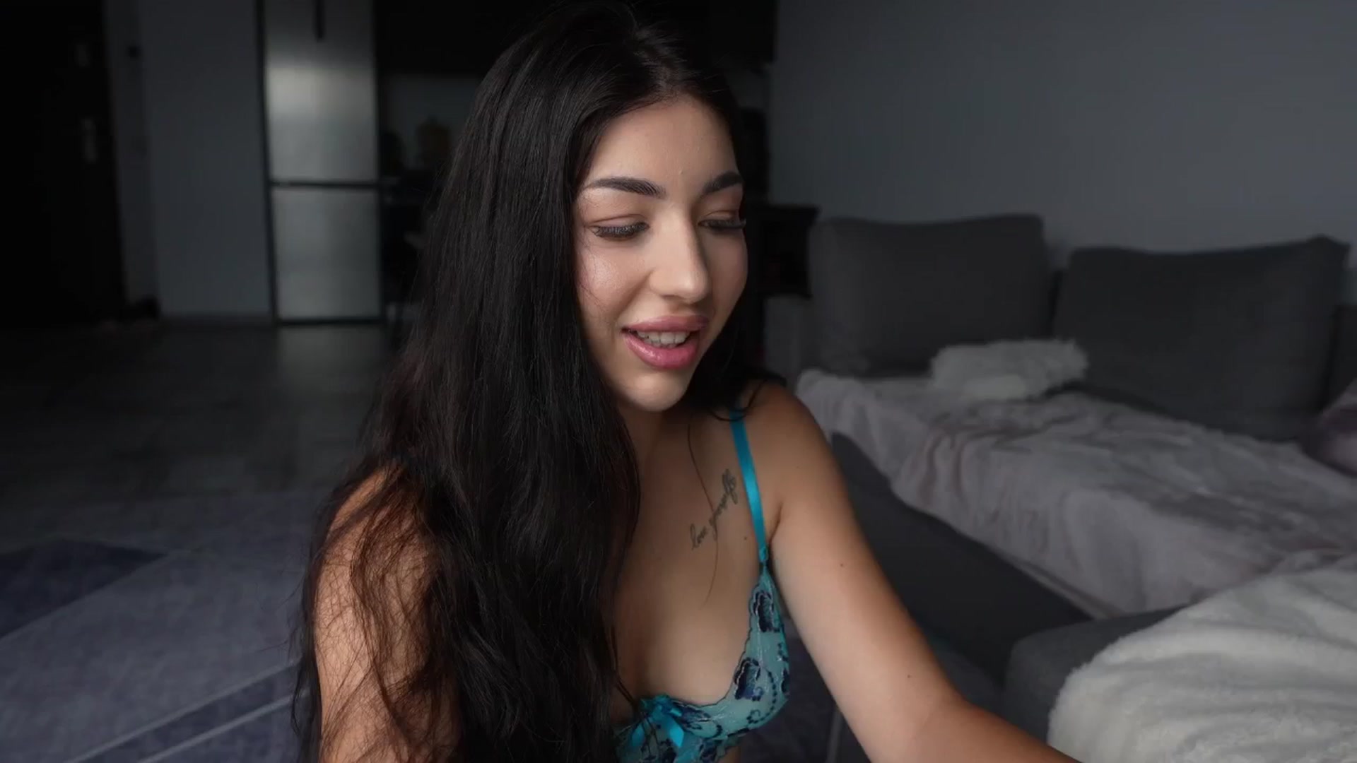 Gallery image thumbnail from JESSICAA's myfreecams stream on, 09/01/2025, 09:39 image 11 of 20