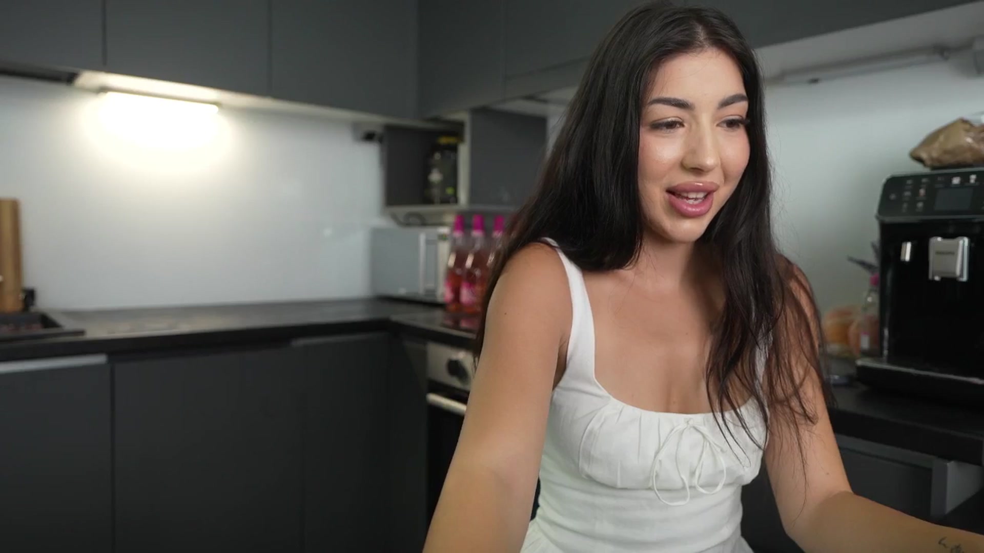 Gallery image thumbnail from JESSICAA's myfreecams stream on, 09/01/2025, 11:46 image 8 of 20