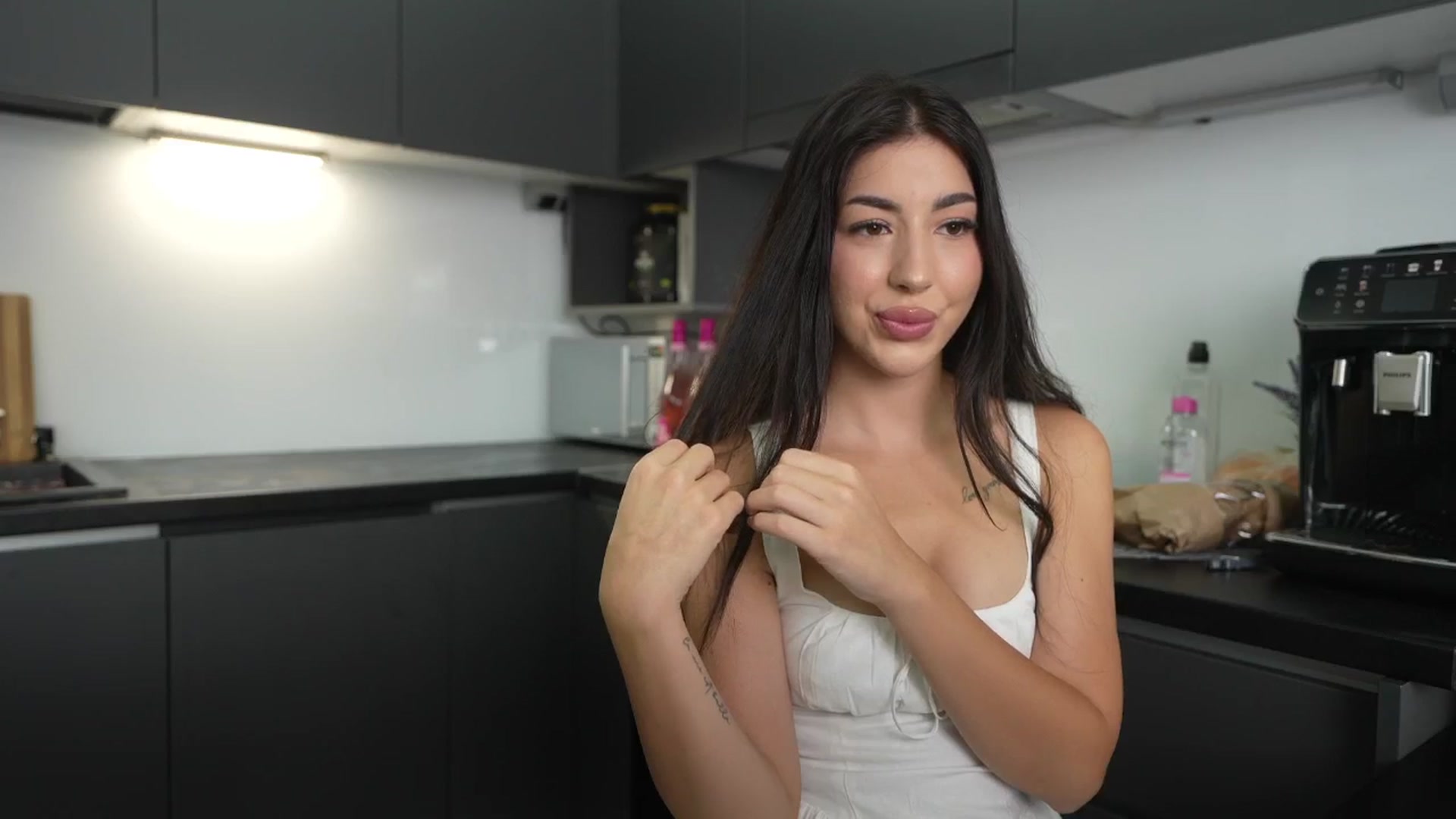 Gallery image thumbnail from JESSICAA's myfreecams stream on, 09/01/2025, 11:46 image 7 of 20