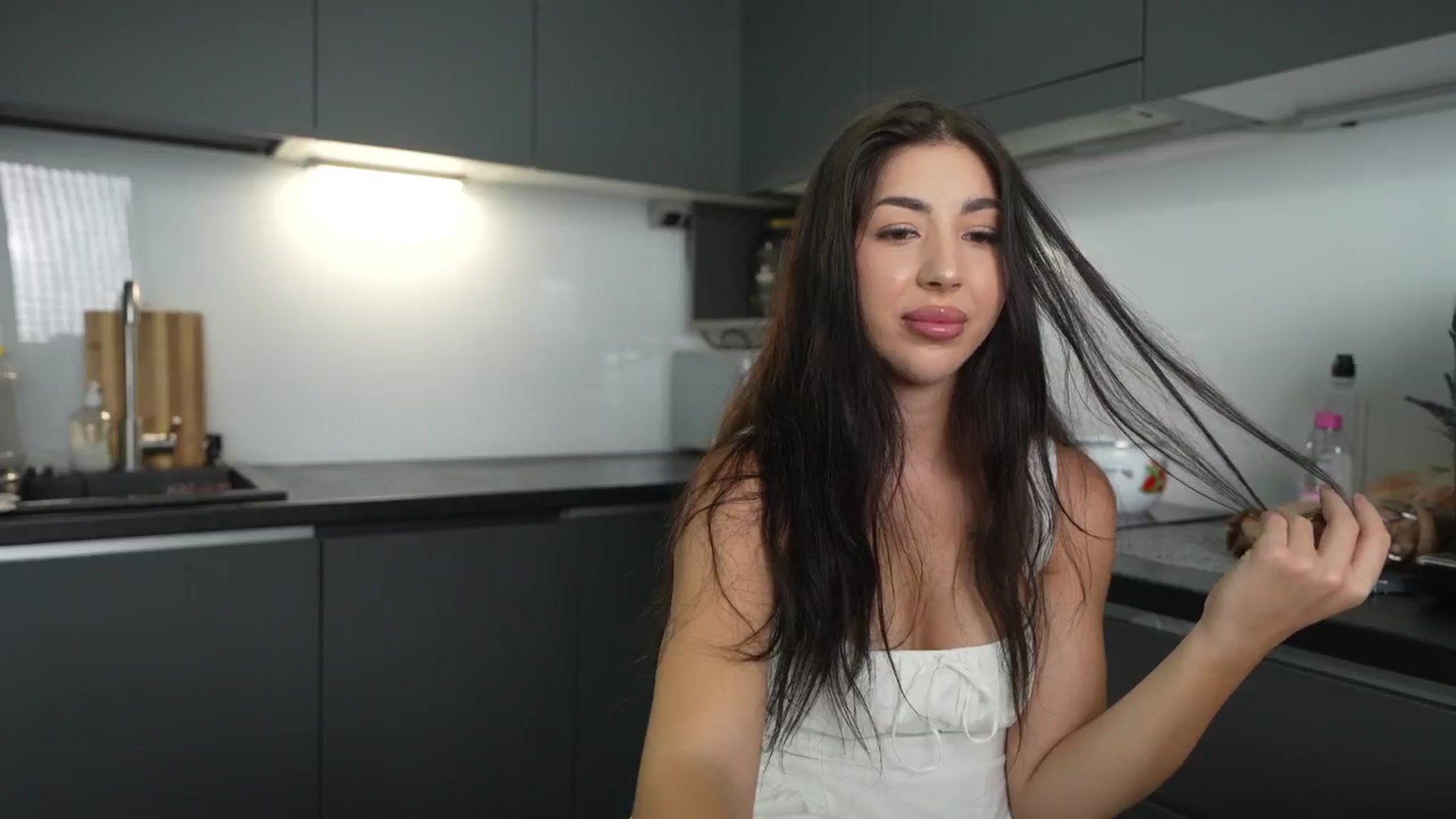Gallery image thumbnail from JESSICAA's myfreecams stream on, 09/01/2025, 11:46 image 3 of 20