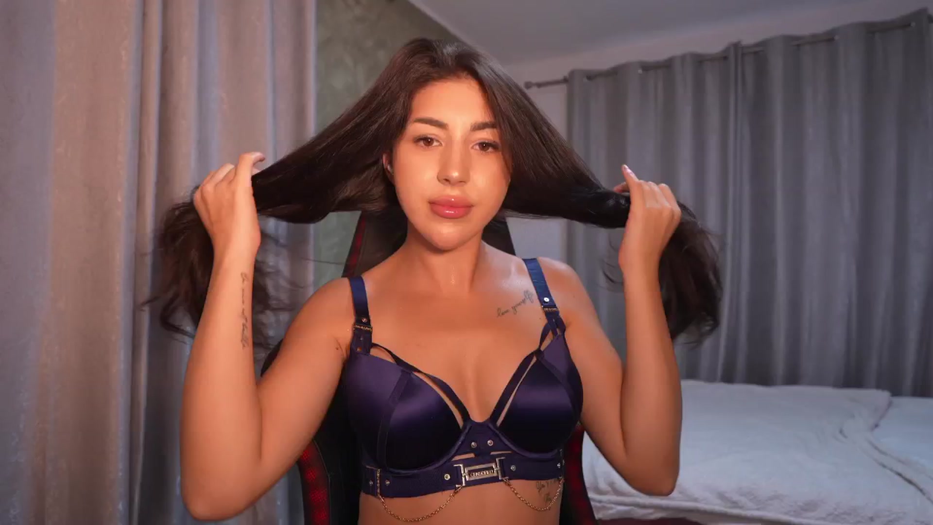 Gallery image thumbnail from JESSICAA's myfreecams stream on, 09/09/2025, 12:53 image 2 of 20