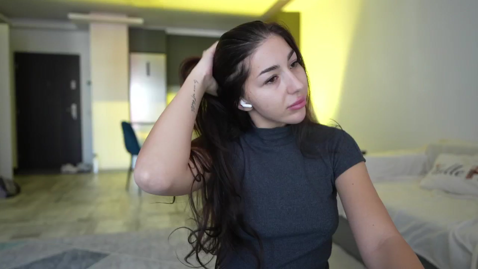 Gallery image thumbnail from JESSICAA's myfreecams stream on, 09/27/2025, 13:27 image 1 of 20