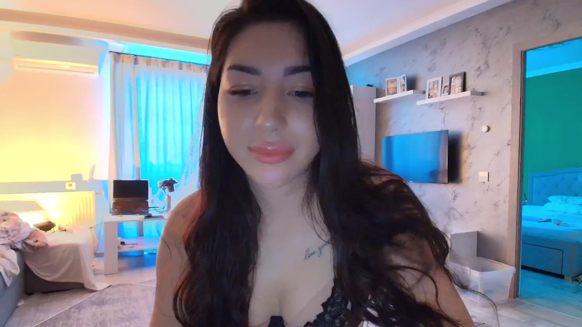 Gallery image thumbnail from JESSICAA's myfreecams stream on, 11/01/2025, 11:19 image 16 of 20