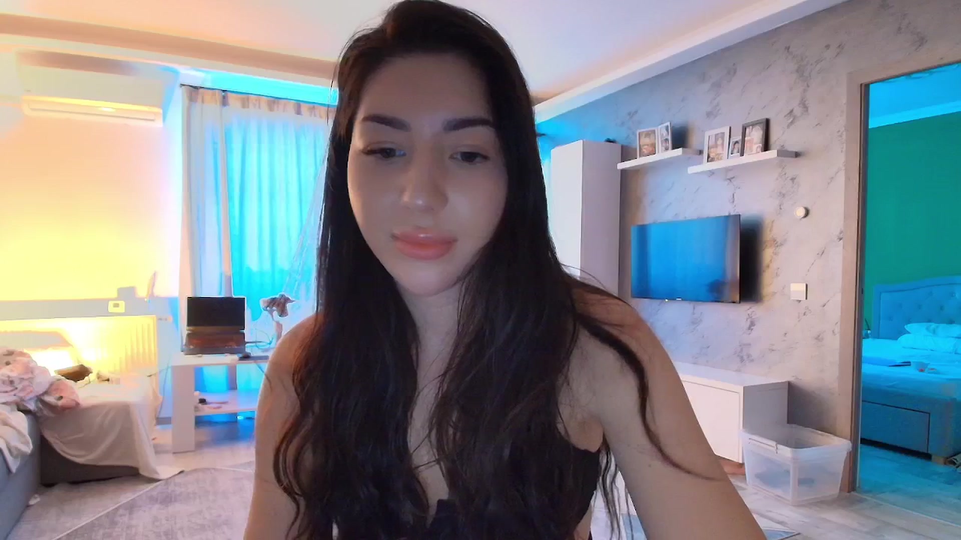 Gallery image thumbnail from JESSICAA's myfreecams stream on, 11/01/2025, 11:19 image 13 of 20