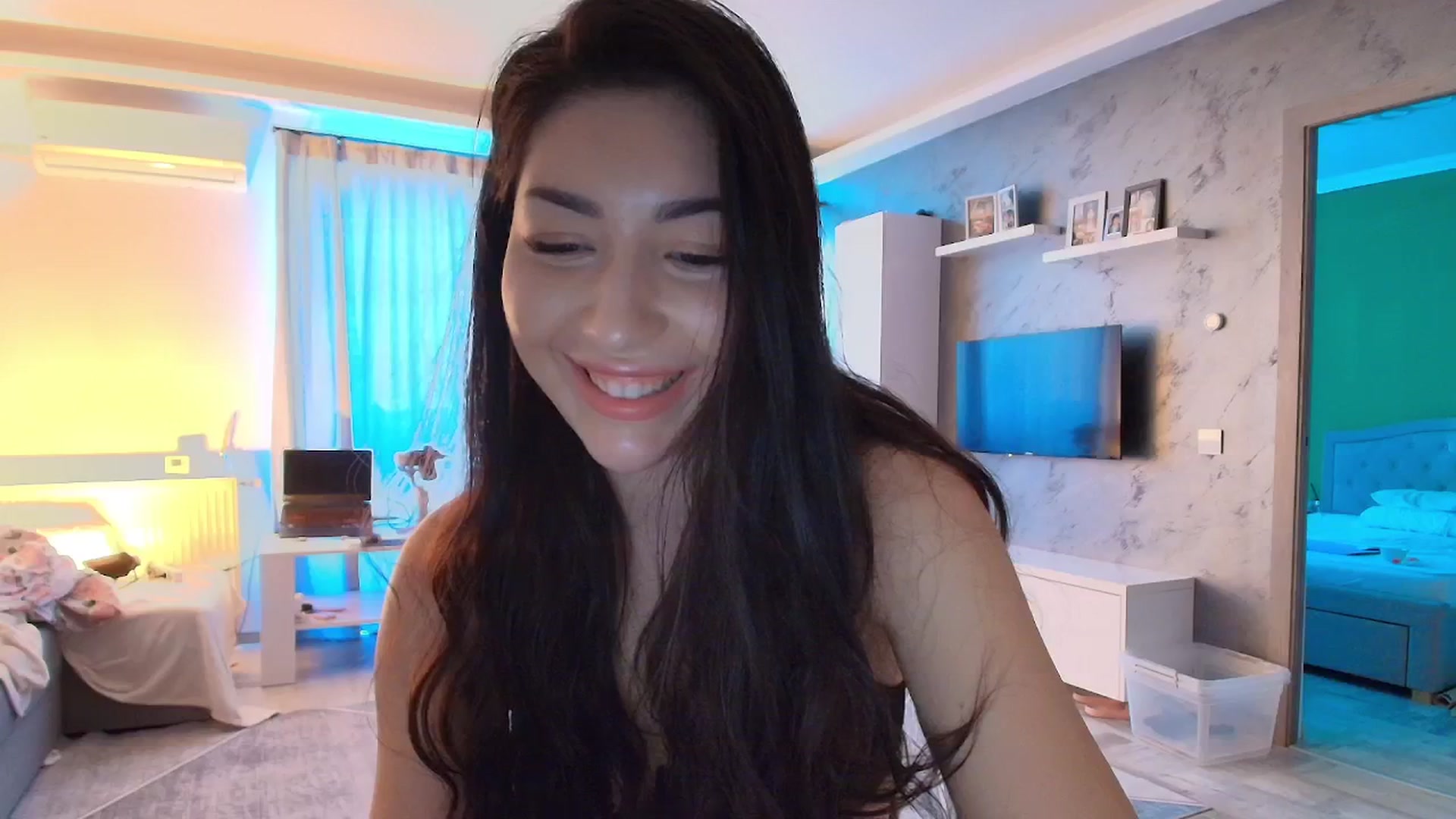 Gallery image thumbnail from JESSICAA's myfreecams stream on, 11/01/2025, 11:19 image 12 of 20