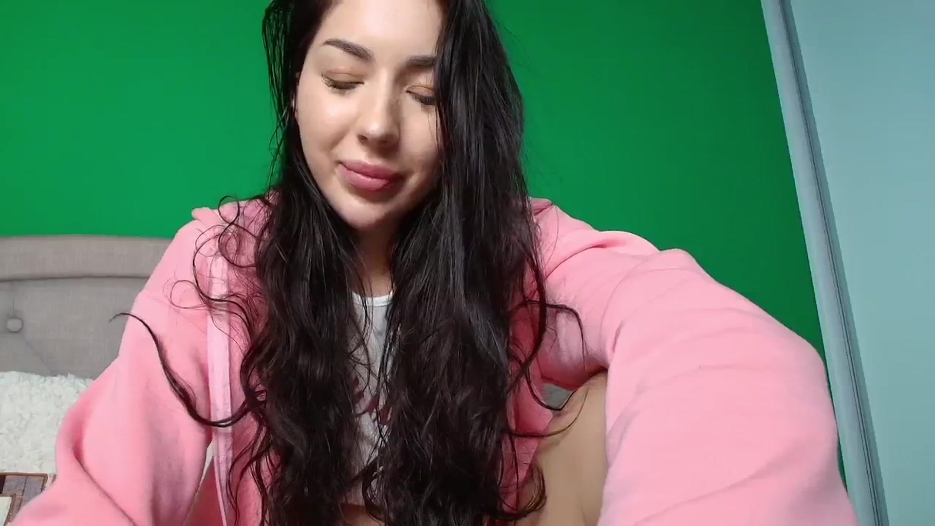 Gallery image thumbnail from JESSICAA's myfreecams stream on, 11/01/2025, 15:09 image 18 of 20