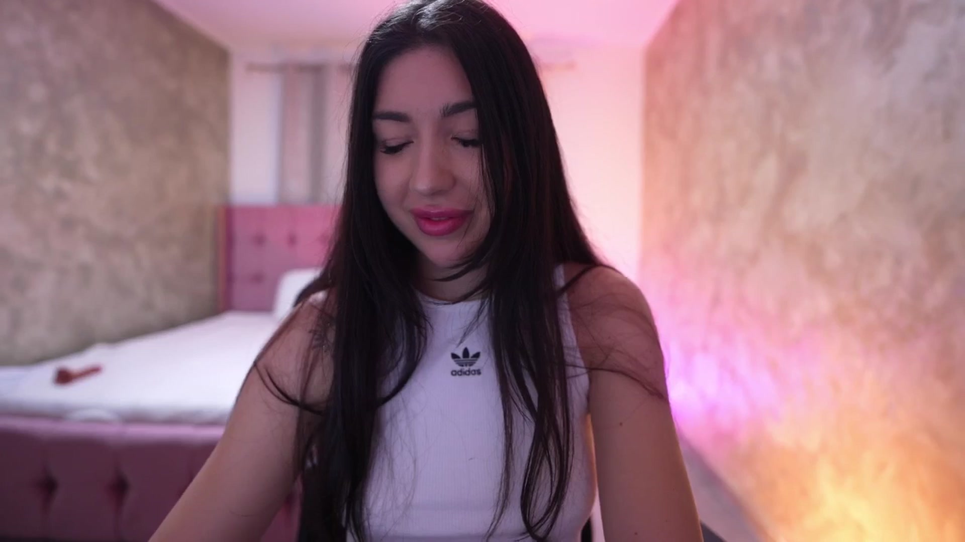 Gallery image thumbnail from JESSICAA's myfreecams stream on, 12/16/2025, 19:08 image 16 of 20