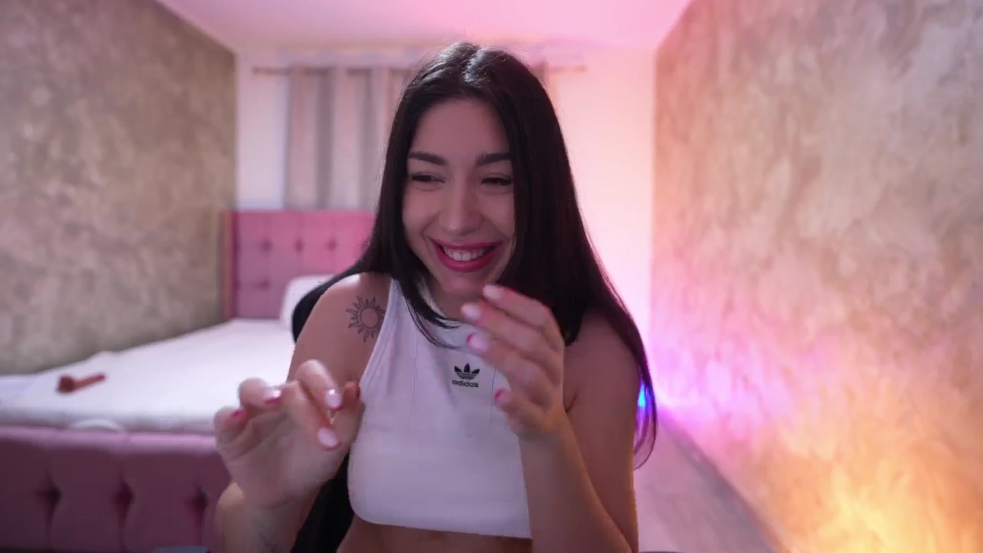 Gallery image thumbnail from JESSICAA's myfreecams stream on, 12/16/2025, 19:08 image 10 of 20