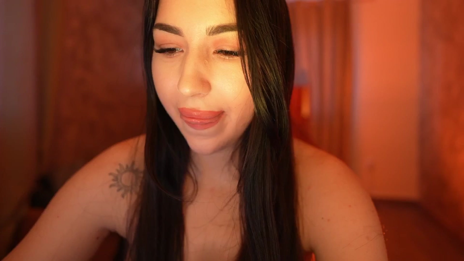 Gallery image thumbnail from JESSICAA's myfreecams stream on, 12/29/2025, 13:07 image 3 of 20