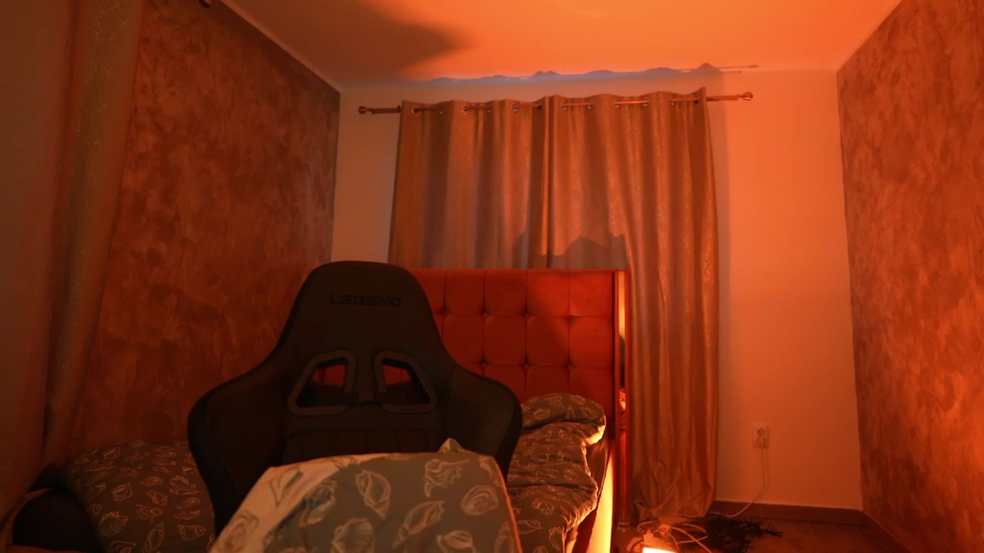Gallery image thumbnail from JESSICAA's myfreecams stream on, 12/29/2025, 14:23 image 16 of 20