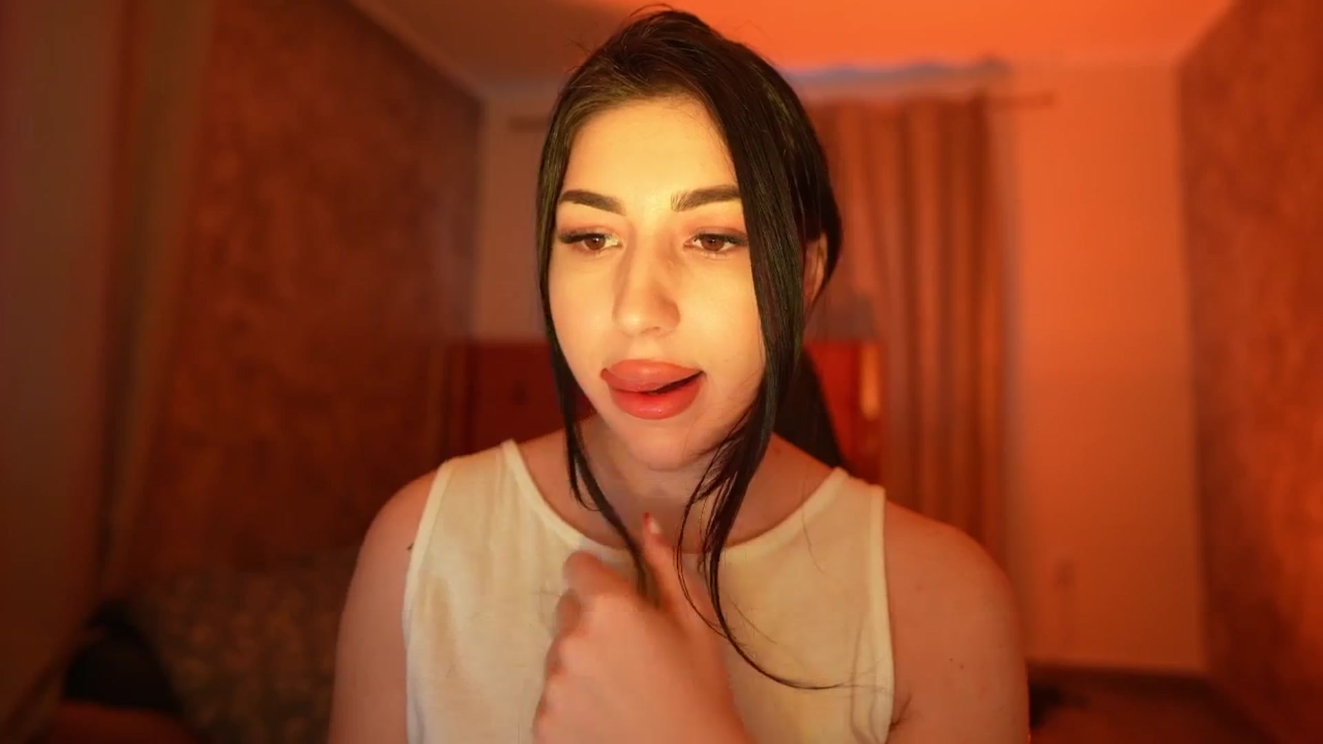Gallery image thumbnail from JESSICAA's myfreecams stream on, 12/29/2025, 14:23 image 2 of 20