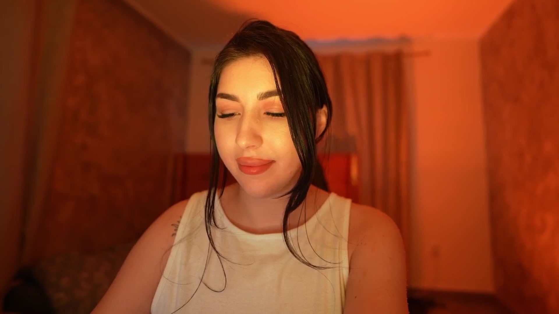 Gallery image thumbnail from JESSICAA's myfreecams stream on, 12/29/2025, 14:23 image 20 of 20