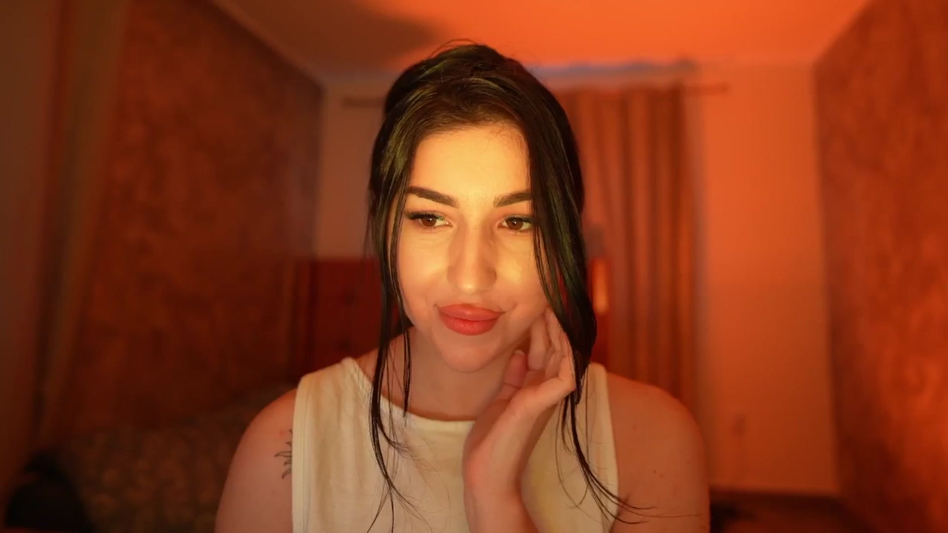 Gallery image thumbnail from JESSICAA's myfreecams stream on, 12/29/2025, 14:23 image 8 of 20