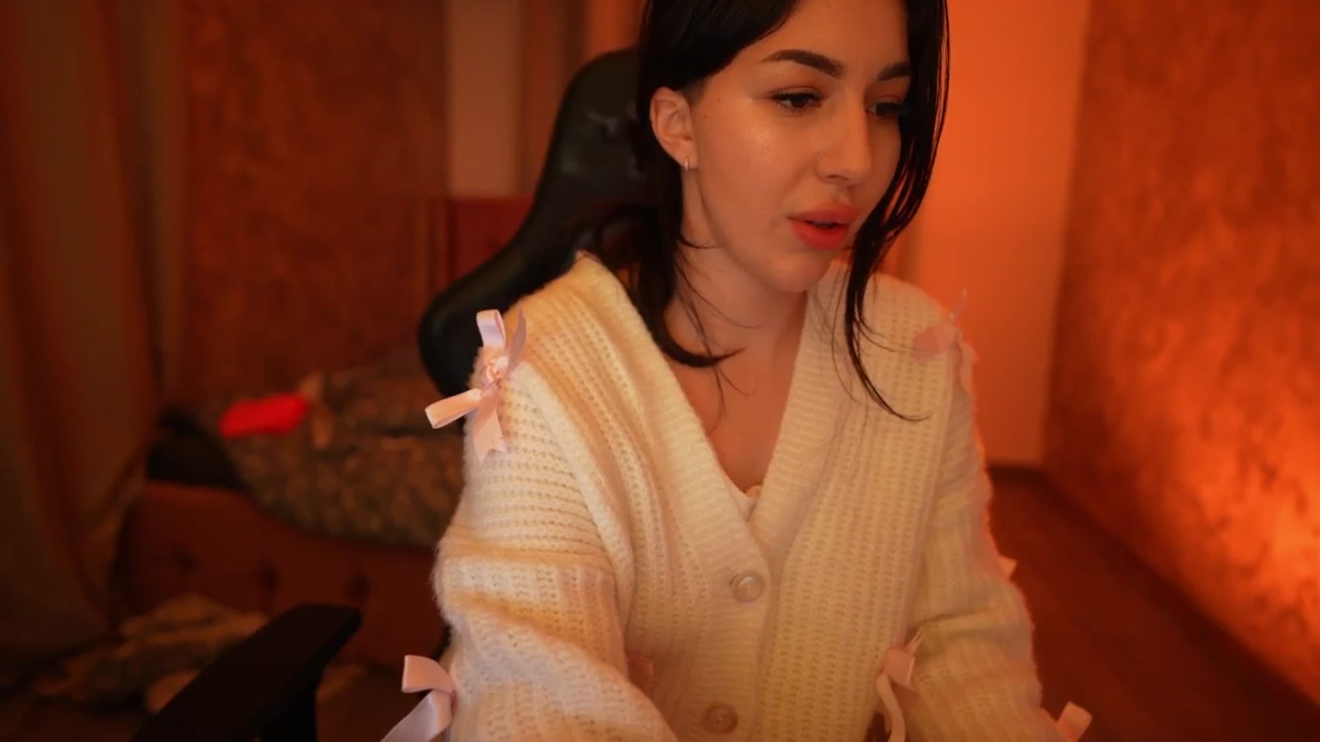 Gallery image thumbnail from JESSICAA's myfreecams stream on, 12/29/2025, 16:55 image 19 of 20
