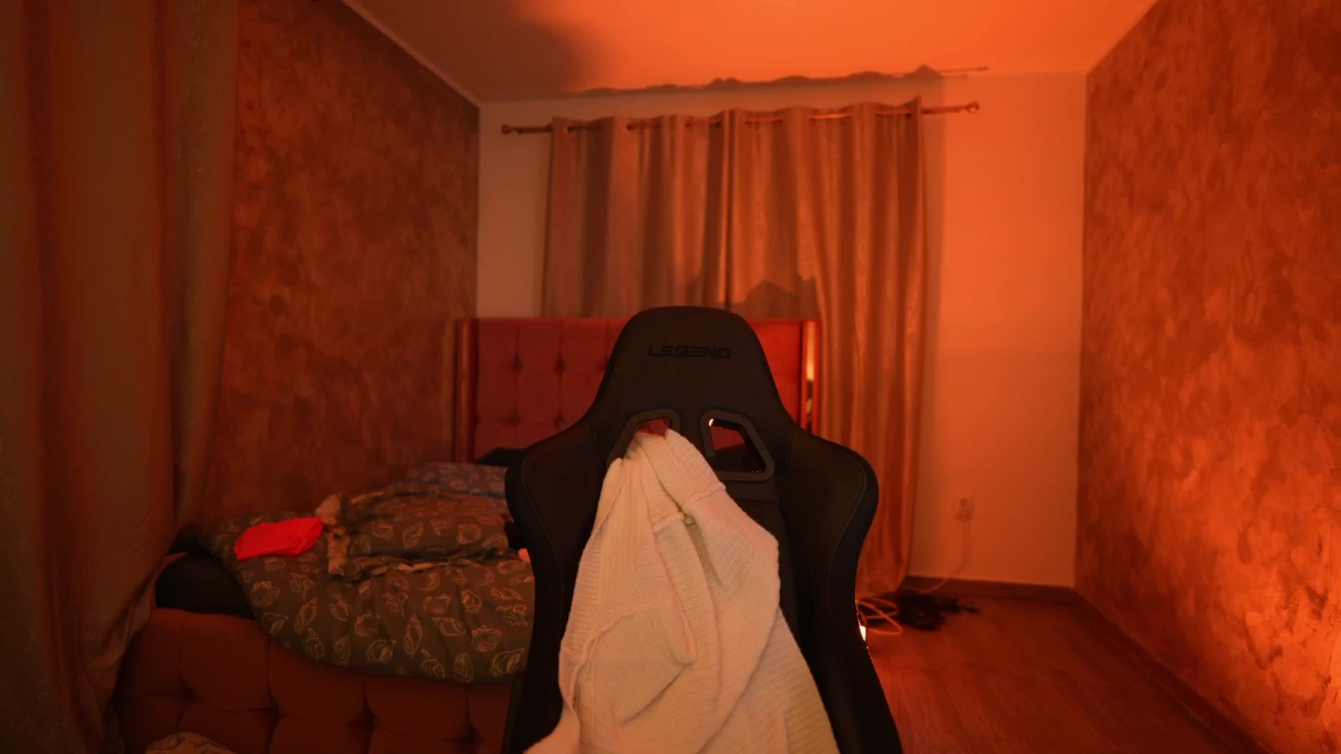 Gallery image thumbnail from JESSICAA's myfreecams stream on, 12/29/2025, 18:04 image 1 of 20