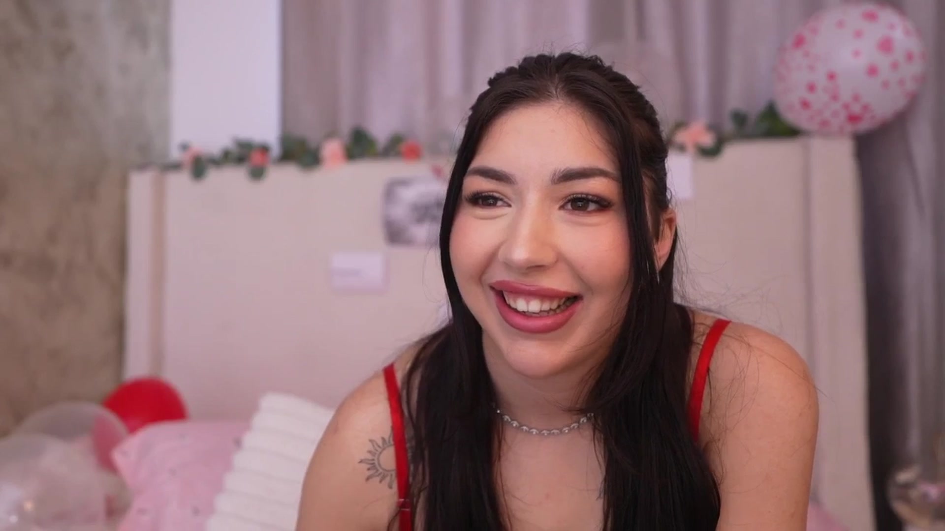 Gallery image thumbnail from JESSICAA's myfreecams stream on, 02/14/2026, 13:19 image 20 of 20