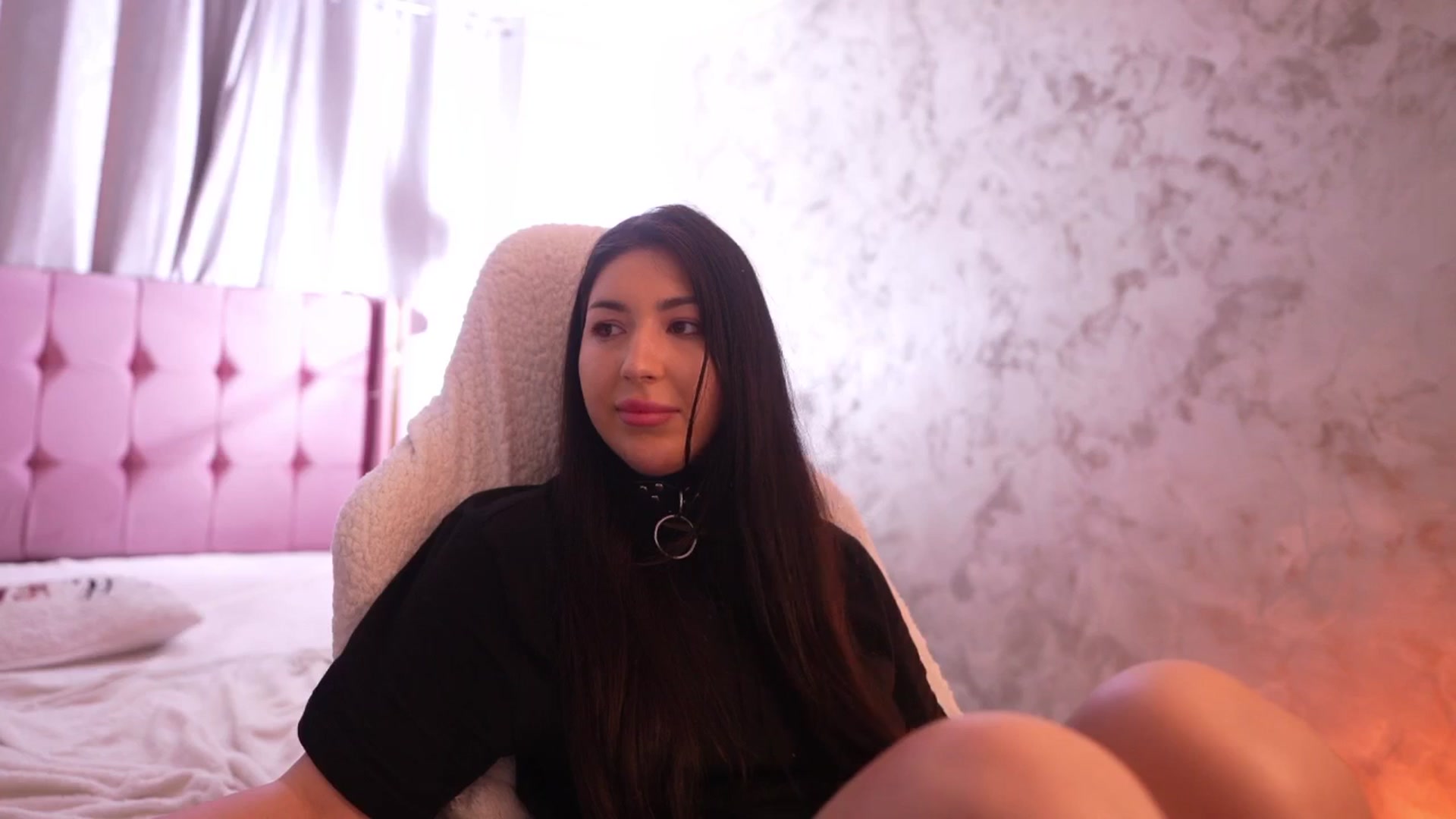 Gallery image thumbnail from JESSICAA's myfreecams stream on, 04/01/2026, 15:31 image 18 of 20