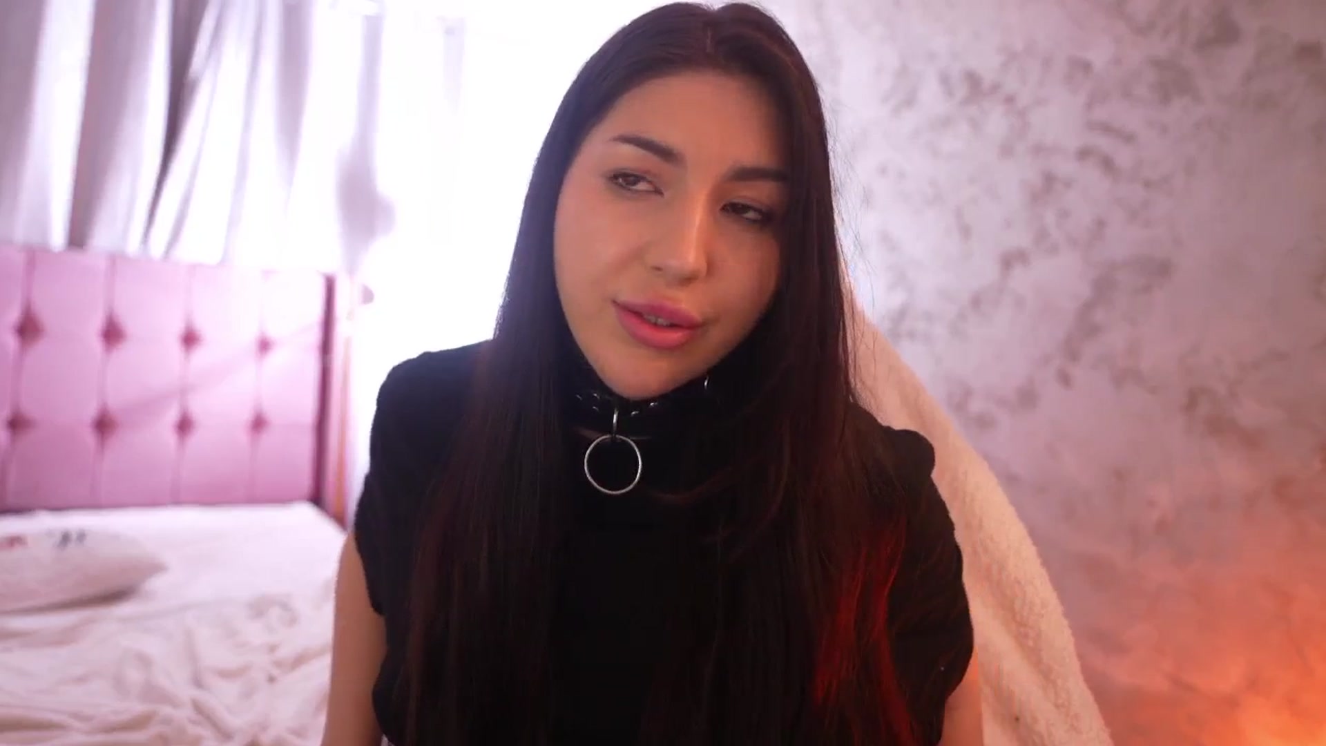 Gallery image thumbnail from JESSICAA's myfreecams stream on, 04/01/2026, 15:31 image 17 of 20