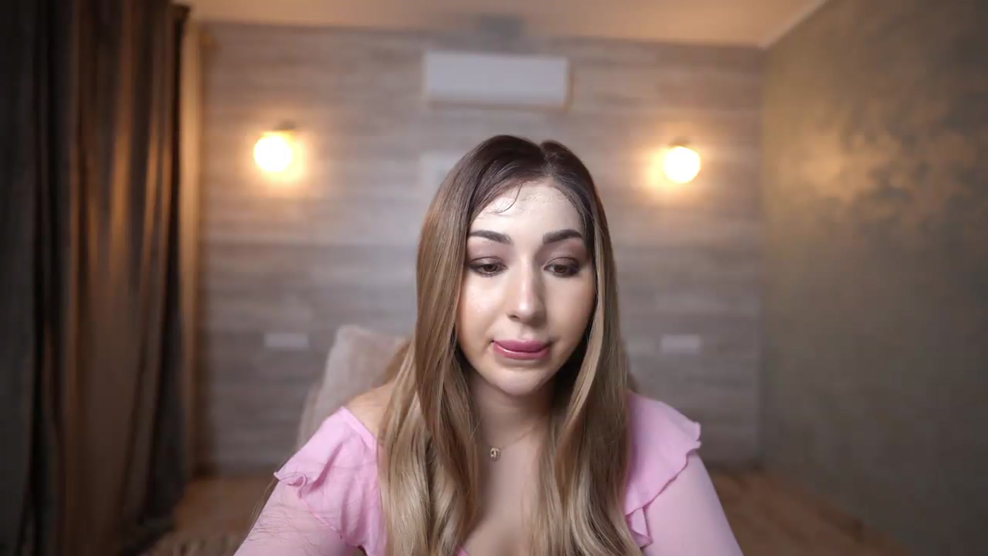 Gallery image thumbnail from JESSICAA's myfreecams stream on, 05/06/2026, 14:10 image 8 of 20