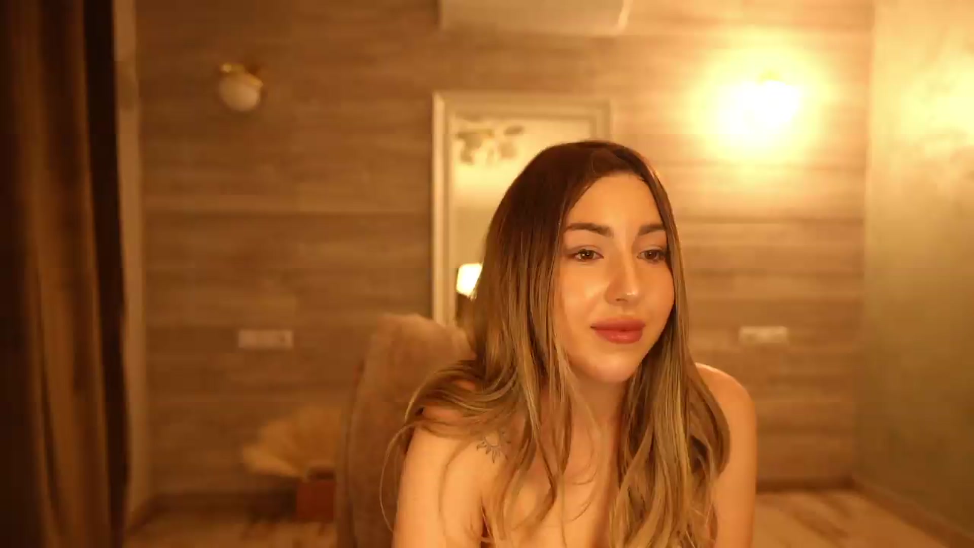 Gallery image thumbnail from JESSICAA's myfreecams stream on, 06/21/2026, 16:27 image 1 of 20