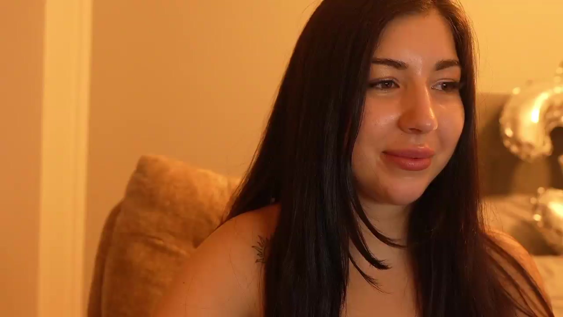 Gallery image thumbnail from JESSICAA's myfreecams stream on, 08/07/2026, 22:11 image 1 of 20