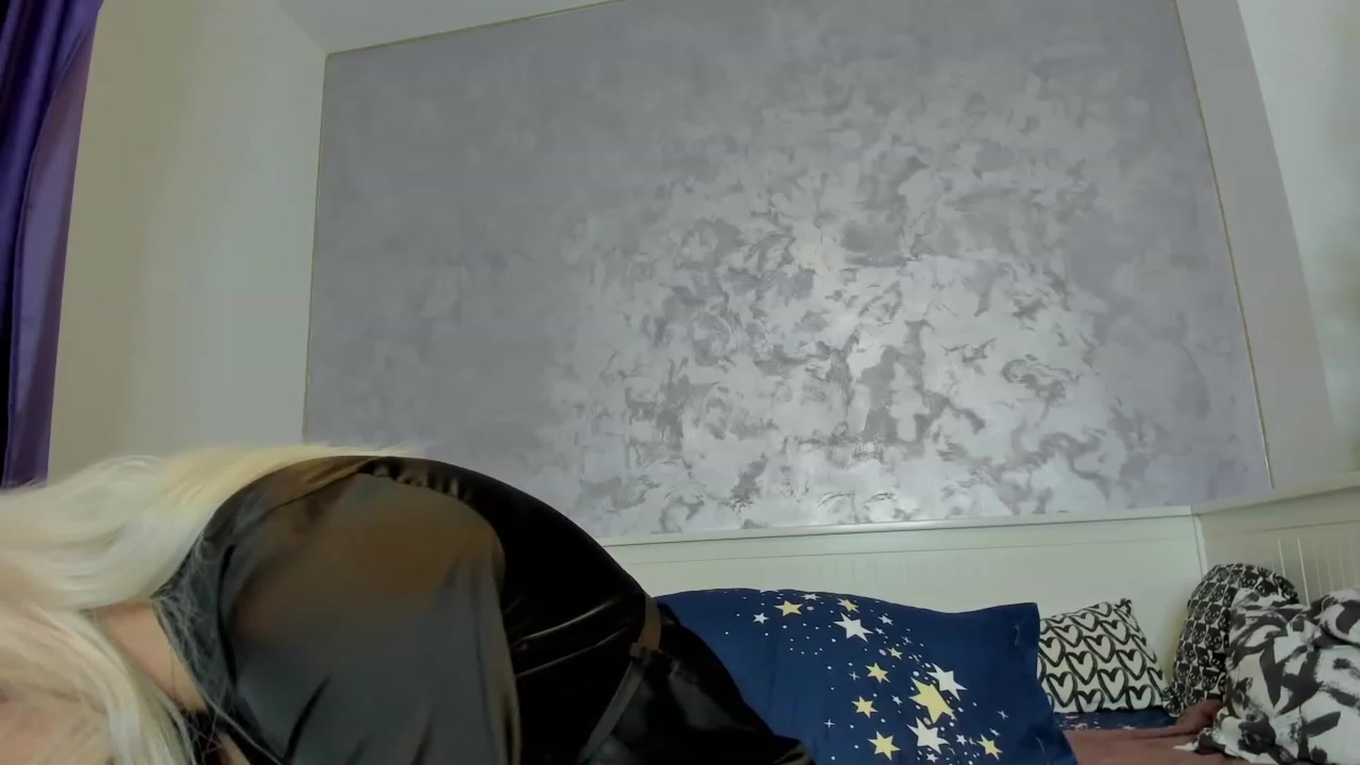 Gallery image thumbnail from JFantasy's myfreecams stream on, 02/08/2023, 24:02 image 20 of 20