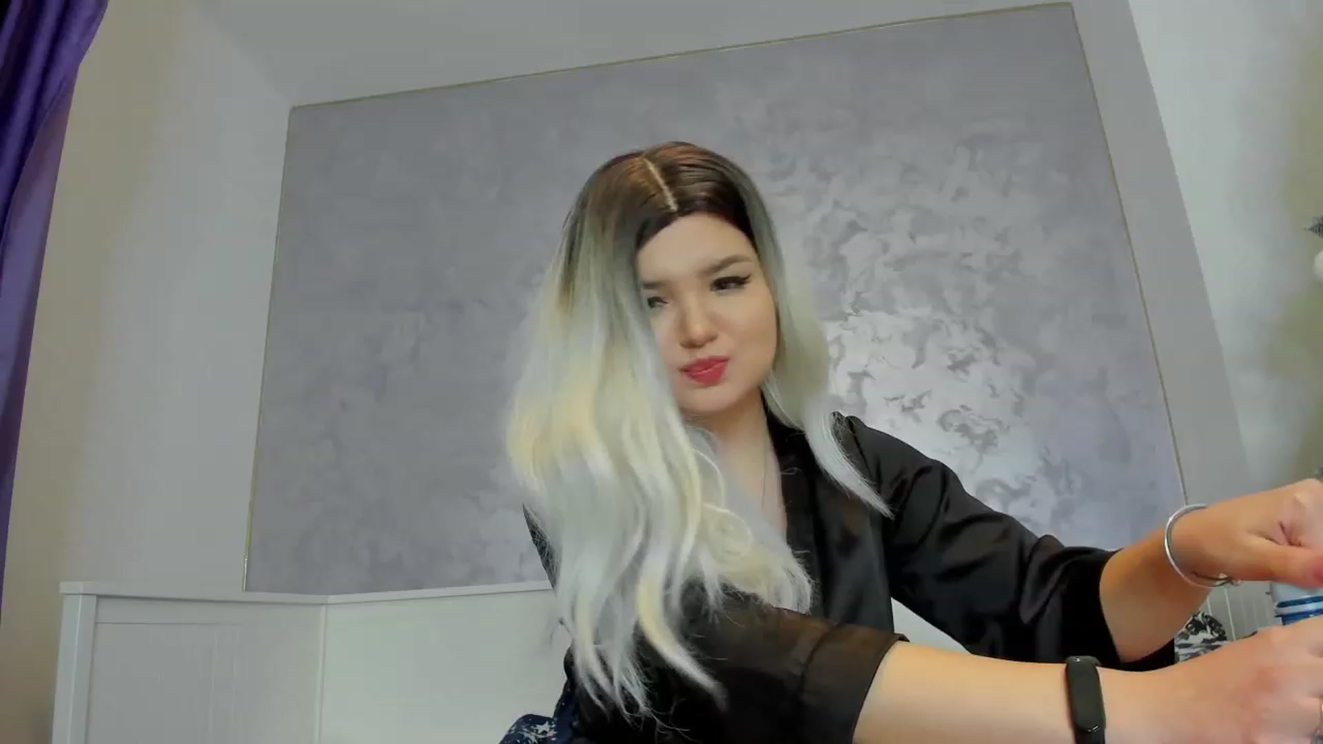 Gallery image thumbnail from JFantasy's myfreecams stream on, 02/08/2023, 24:02 image 7 of 20